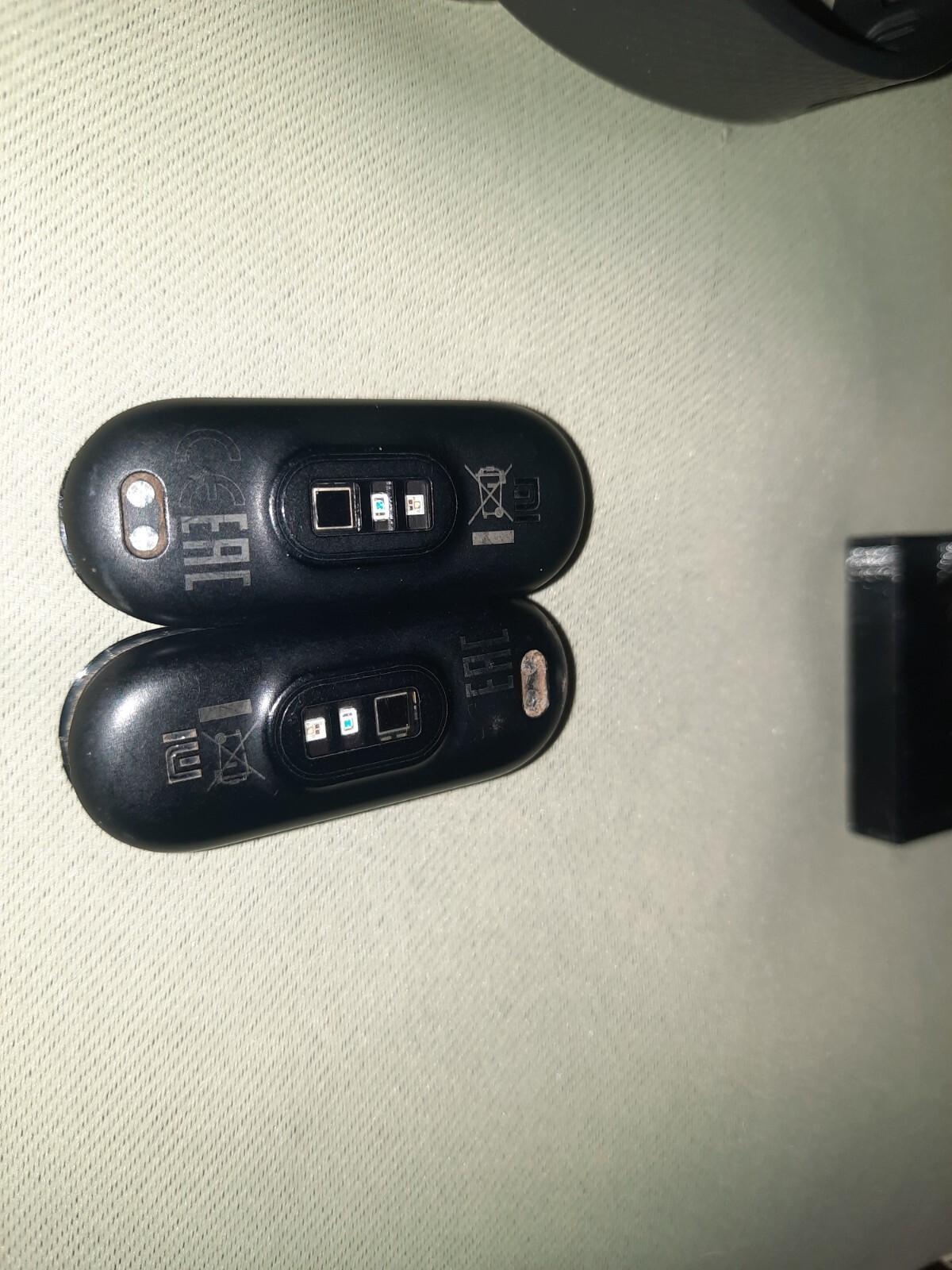 2x Mi Band 6, Gear Fit 2 R360 & R370 Samsung Read Desc.