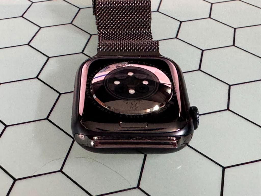 Apple Watch Series 7 45mm Aluminum Case- Midnight, metal mesh band