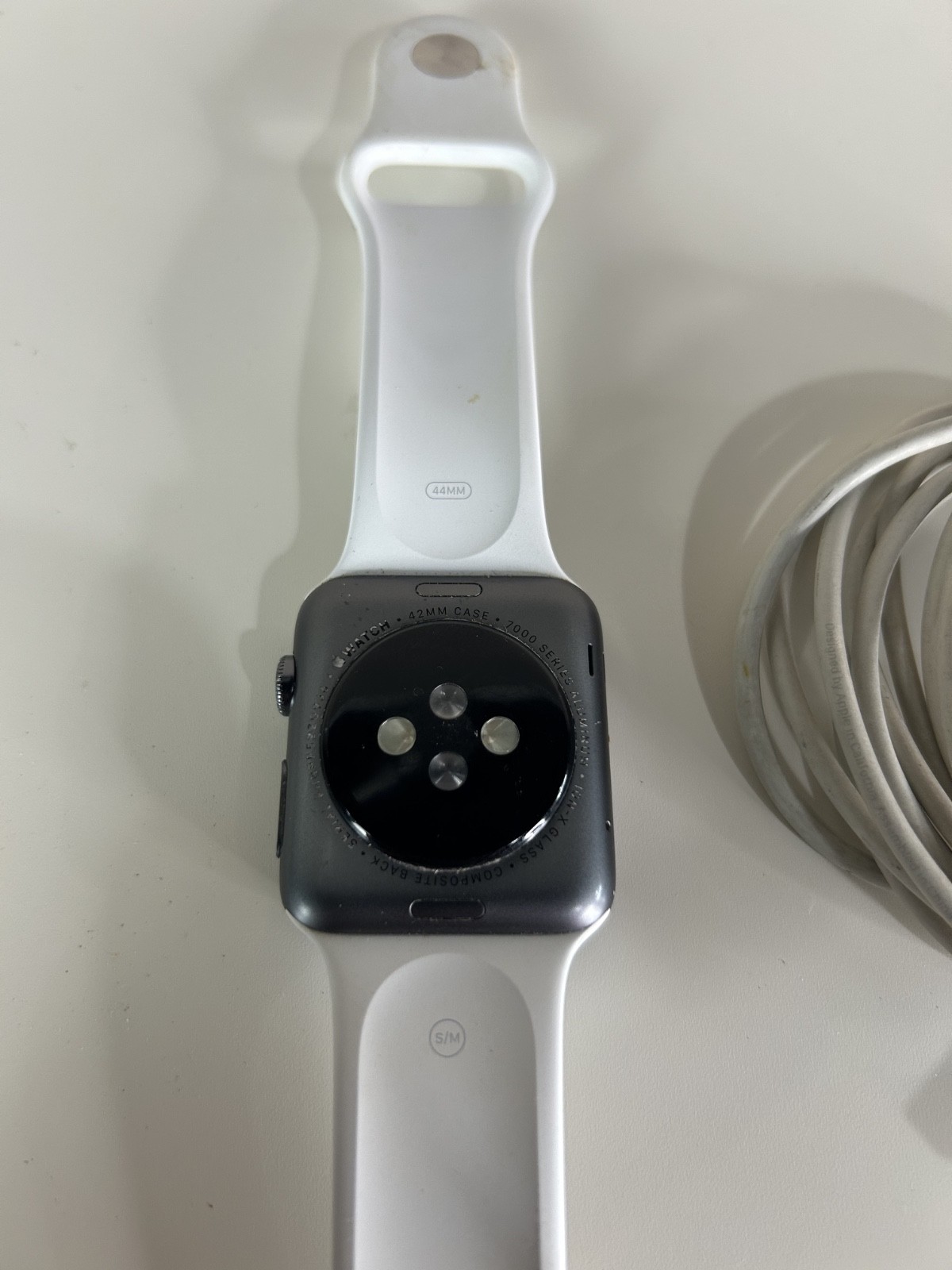 Apple Watch 7000 Series 42mm Grey Aluminum Case Silicone Band Needs Repair