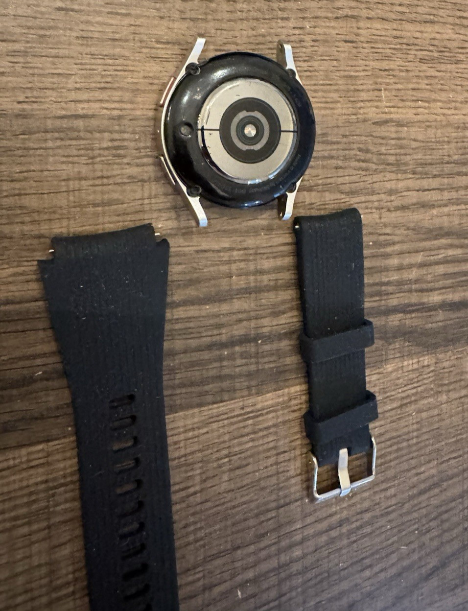 Samsung Galaxy Watch 6 SM-R935U Silver 40mm (LTE) Unlocked FAIR (READ)