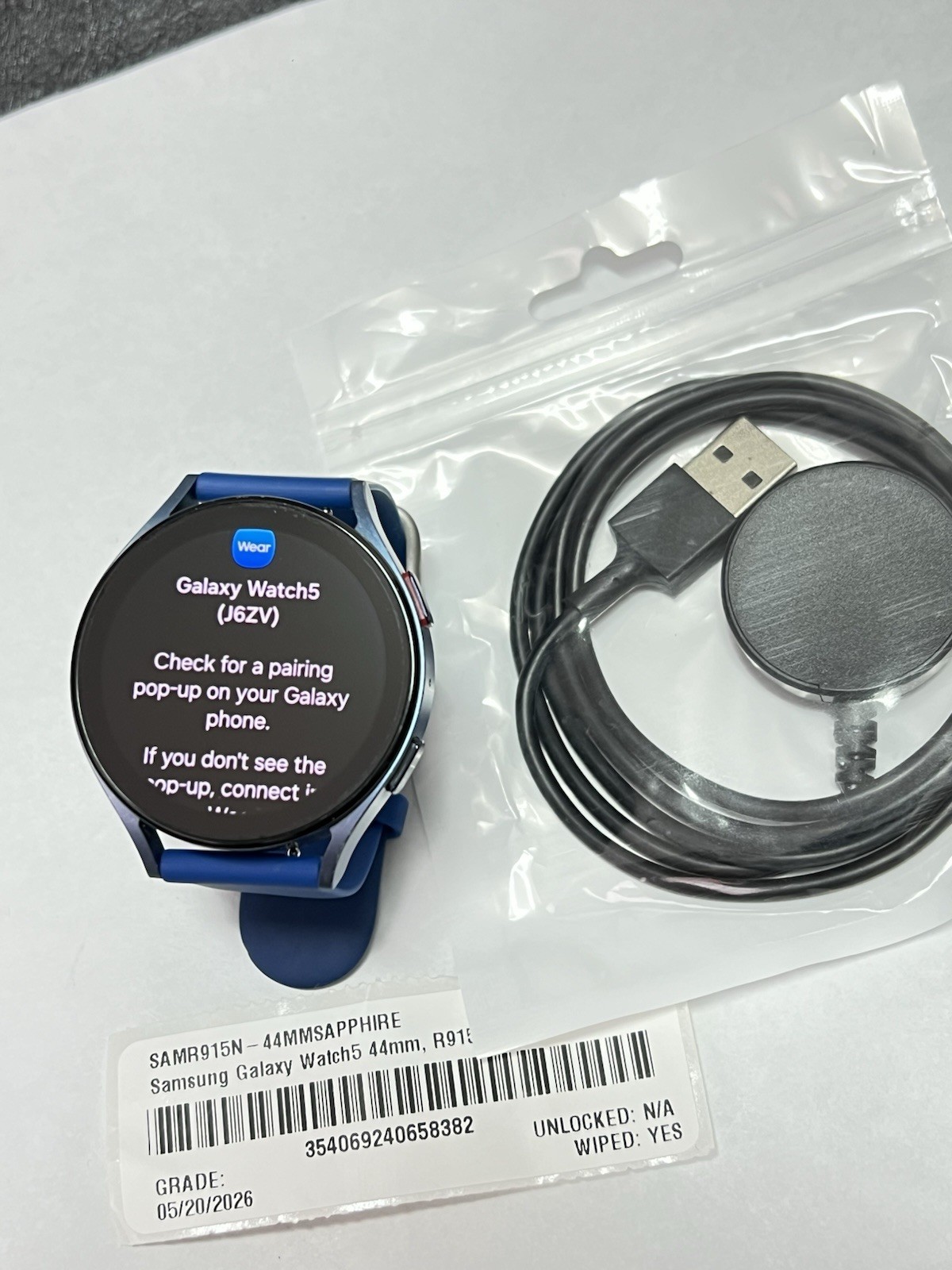 Samsung Galaxy Watch5 44mm Bluetooth GPS Aluminum Watch R915