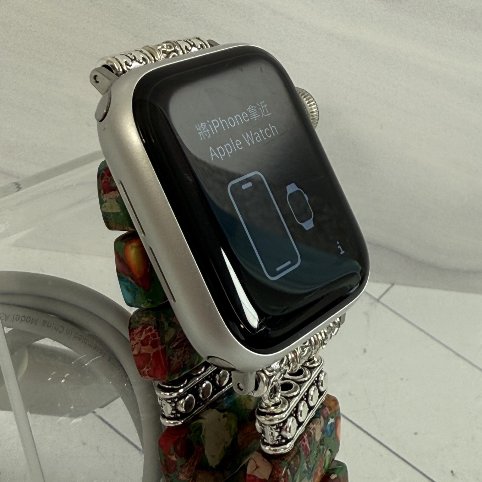 Apple Watch Series 5 40mm Silver GPS WiFi Smartwatch #H94