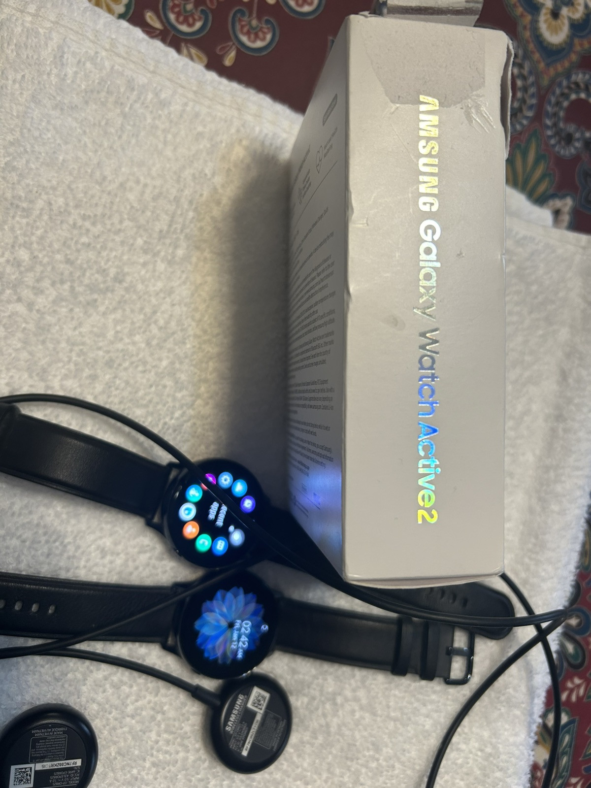 Samsung Galaxy Watch Active 2 SM-R835 40mm Stainless Steel Case with Leather…