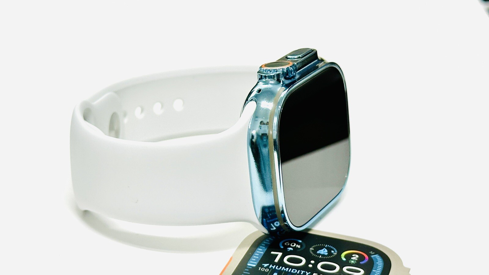 SKY BLUE Apple Watch ULTRA 3 49mm Titanium Custom Polished and Anodized Blue