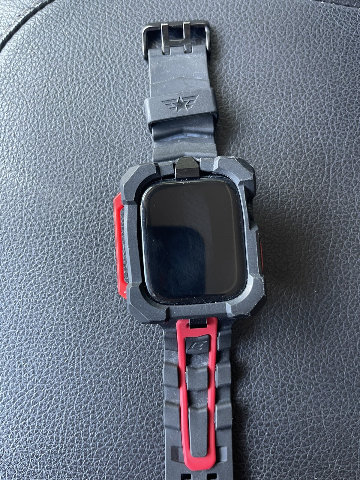 Apple Watch Series 7 45mm Aluminum Case Comes With Several Bands And Cases