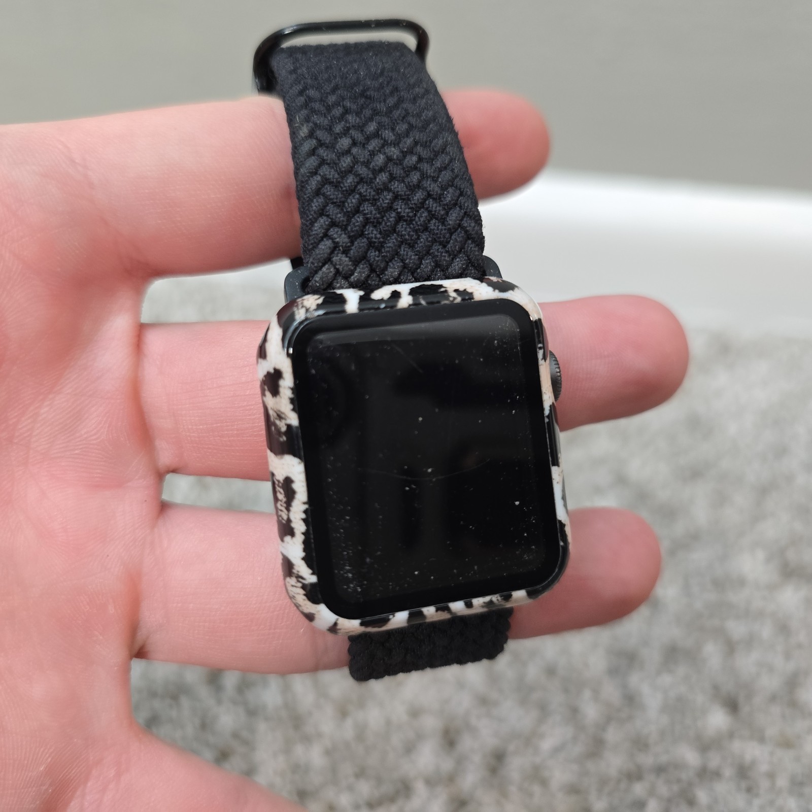 Apple Watch Series 1 38mm Space Gray Black Band UNTESTED AS IS PARTS REPAIR