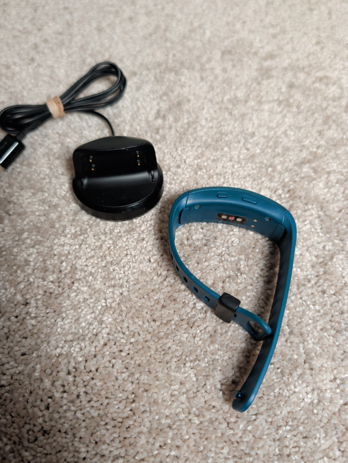 Untested Samsung Gear Fit 2 SM-R360 Smart Watch AMOLED Bluetooth