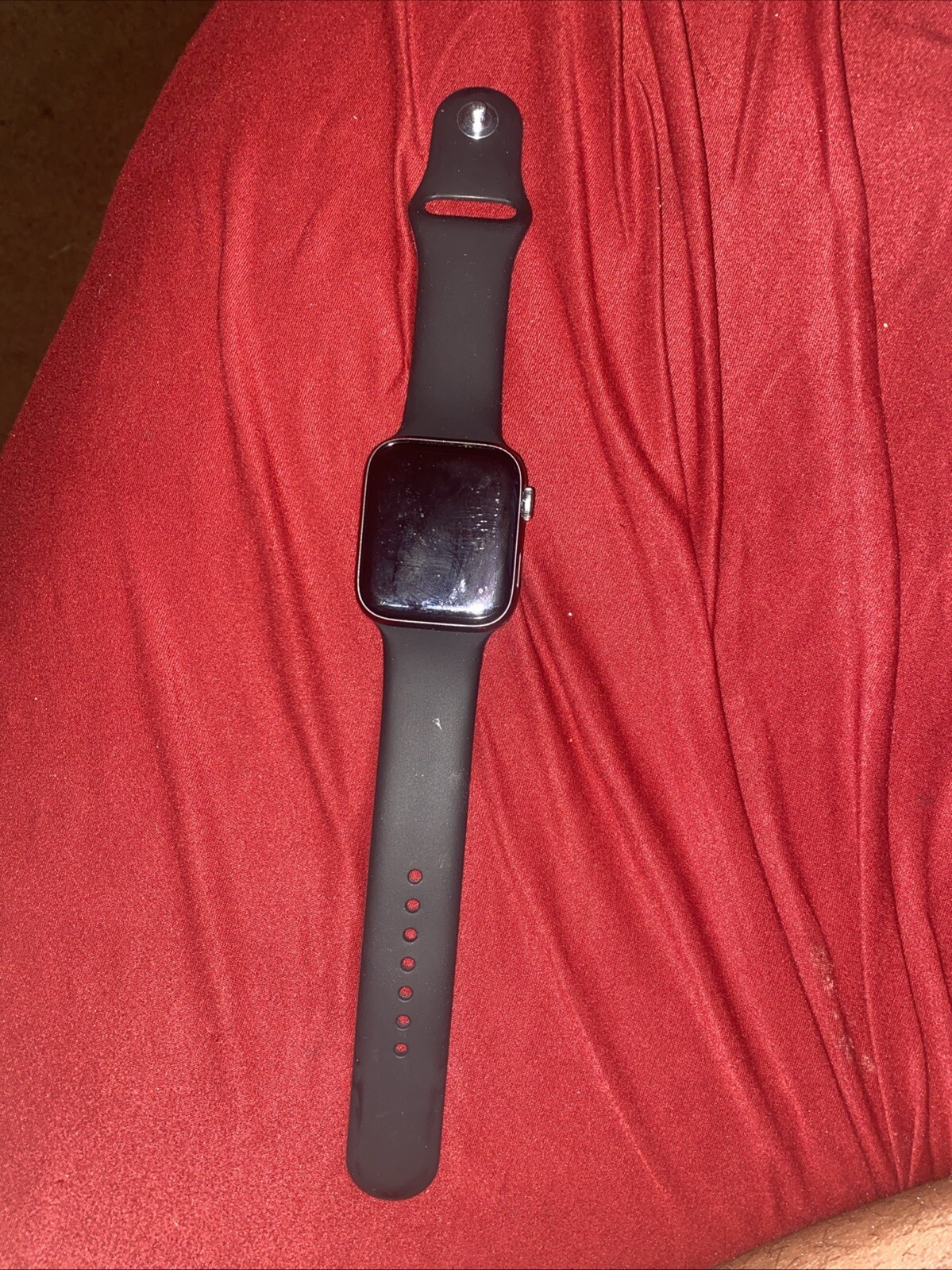 Apple Watch Series 6 44mm Space Gray Aluminum Case with Black Sport Band – Regul