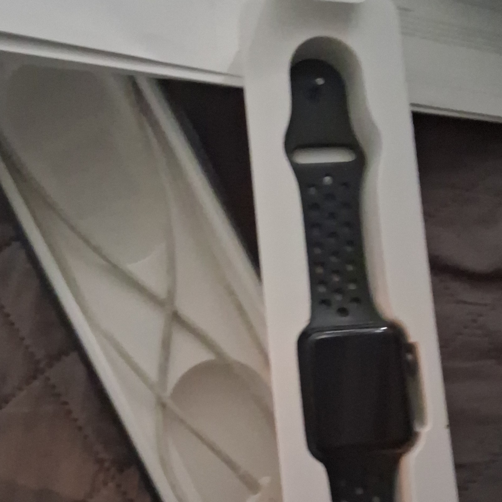 Apple Watch Series 3 Nike+ 42mm Black Aluminum GPS 8GB Black Silicone Band
