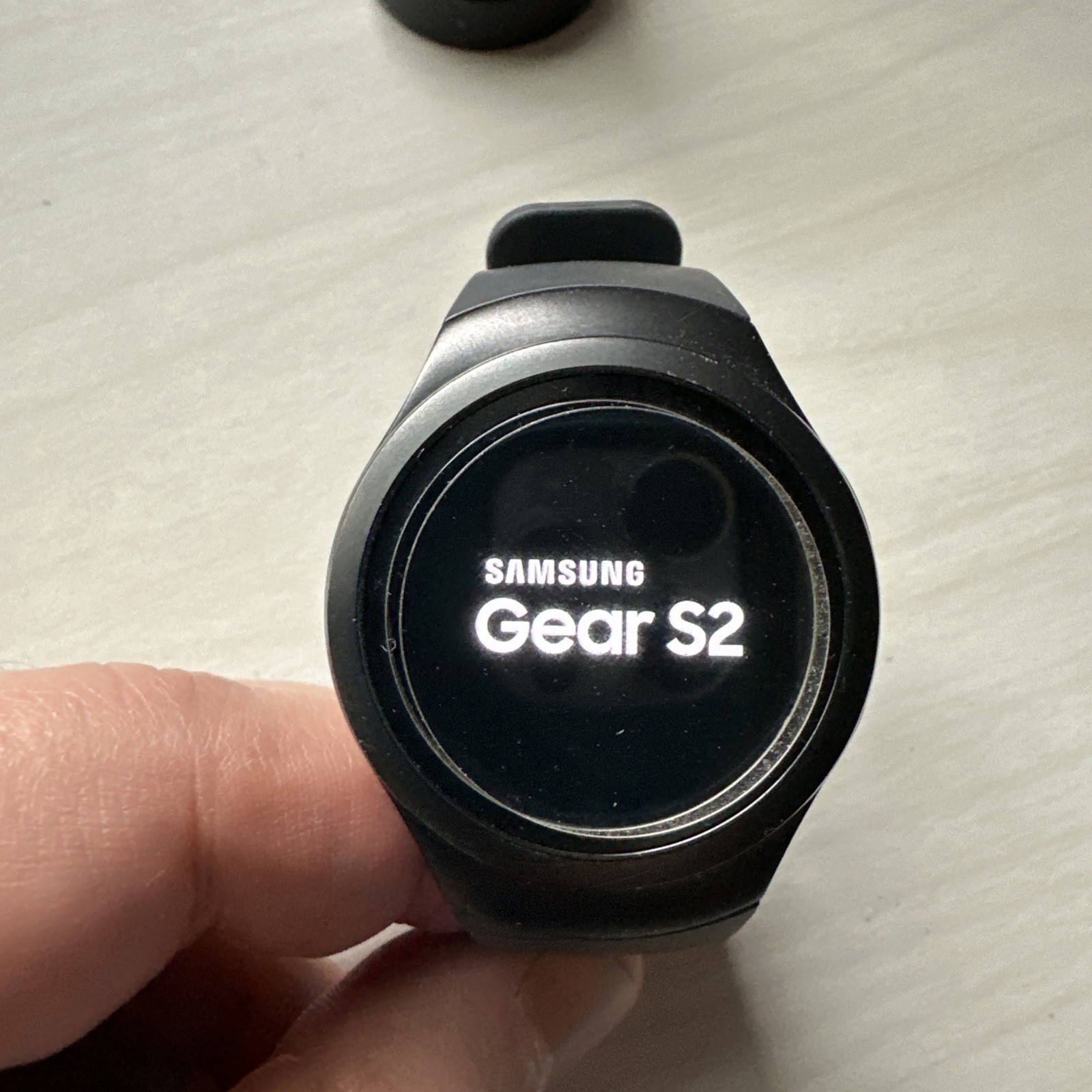 Samsung Gear S2 Dual-Core 1GHz Tizen Smartwatch – Dark Gray