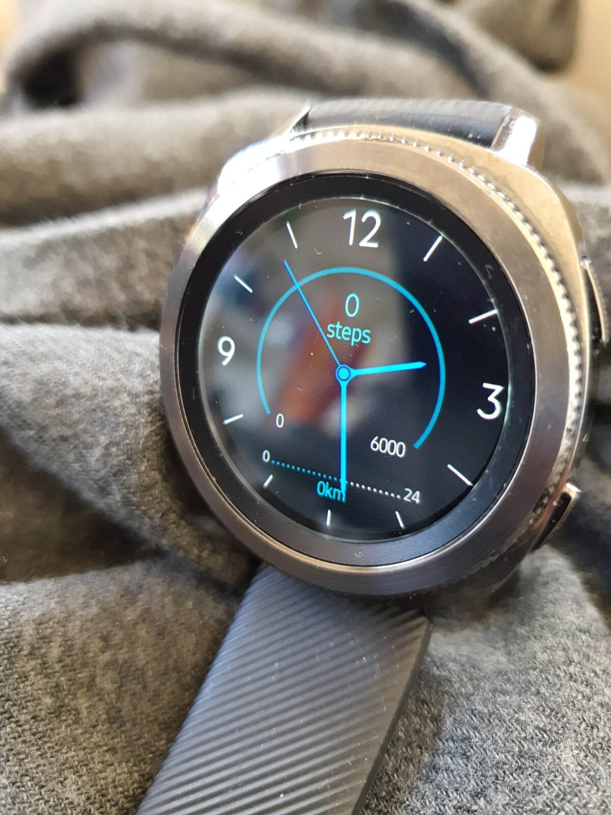 Samsung Gear Sport-44.6mm SM-R600, 1.2” Black- Unisex
