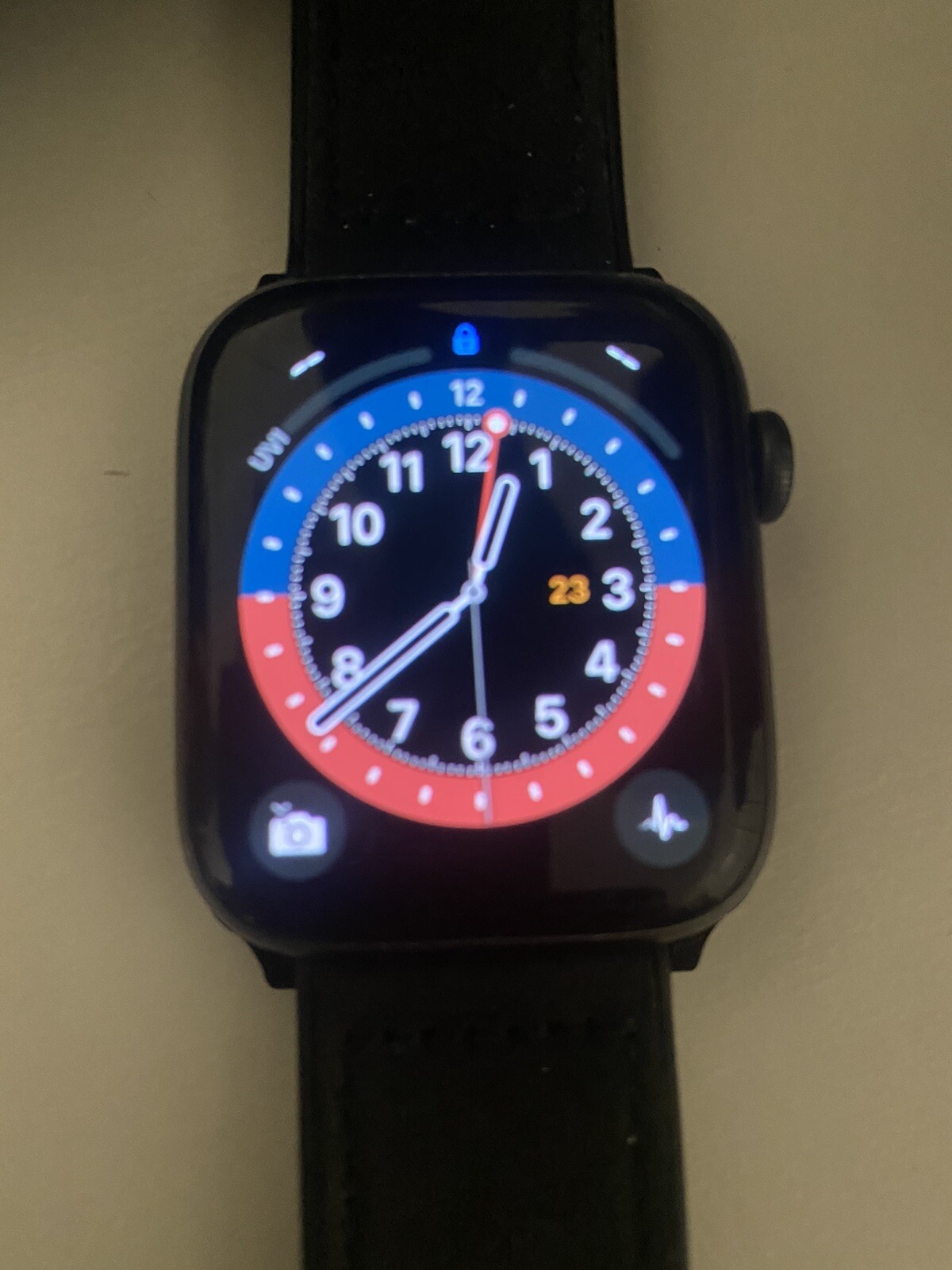 Apple Watch Series 5 44mm Space Gray Aluminium Case with Black Sport Band – S/M