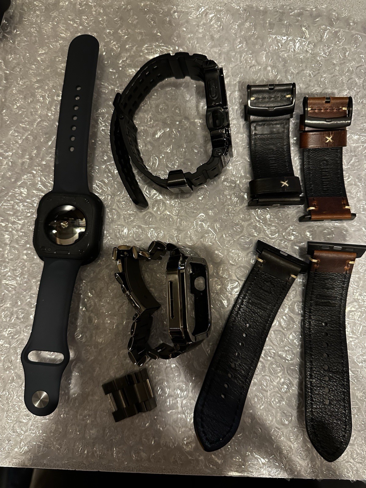 Apple Watch Series 5 44mm Space Gray Aluminum with Multiple Accessories