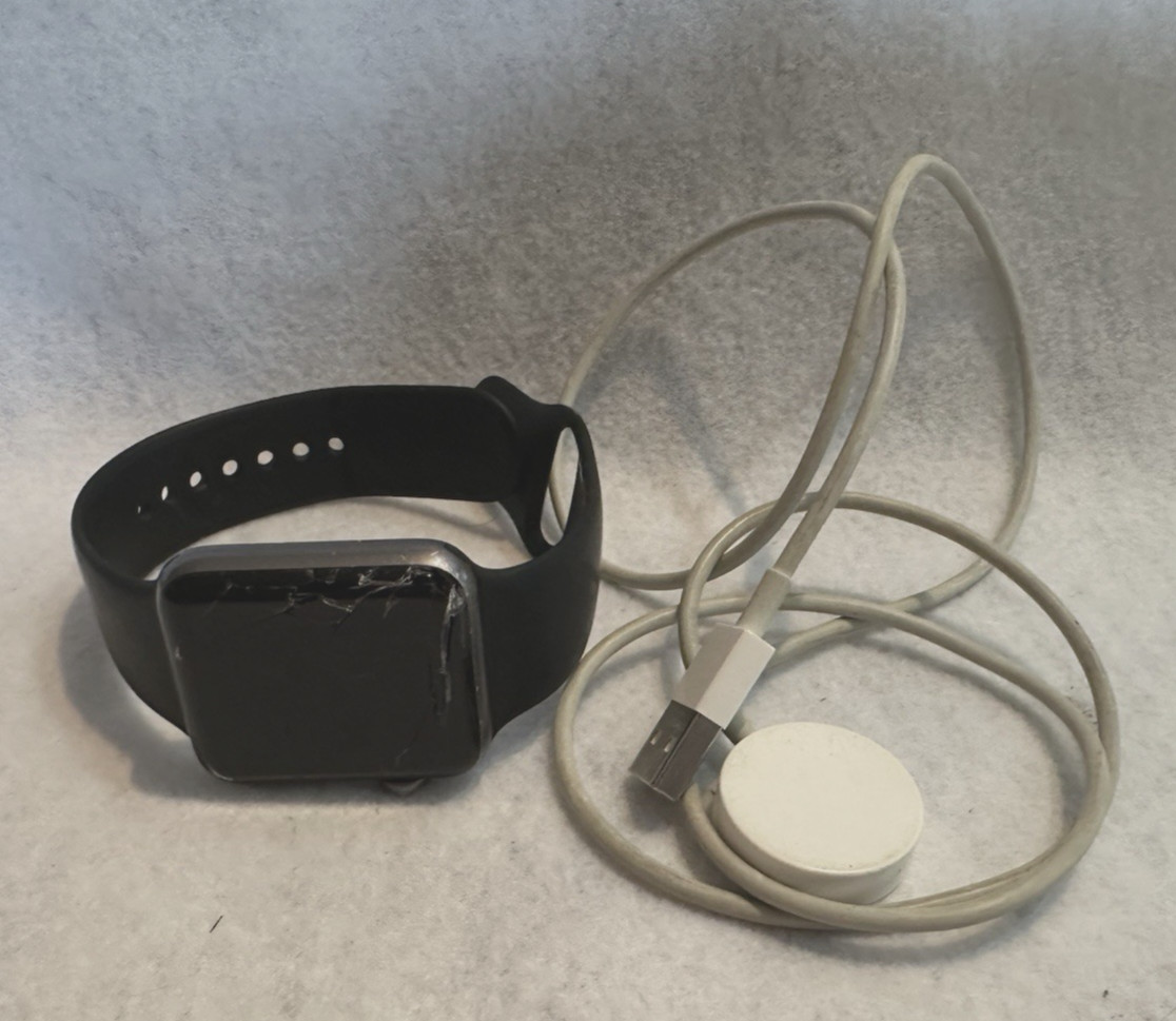 Apple watch 42mm Series 2 Powers On, Side Buttons Work Touch Screen Not Working