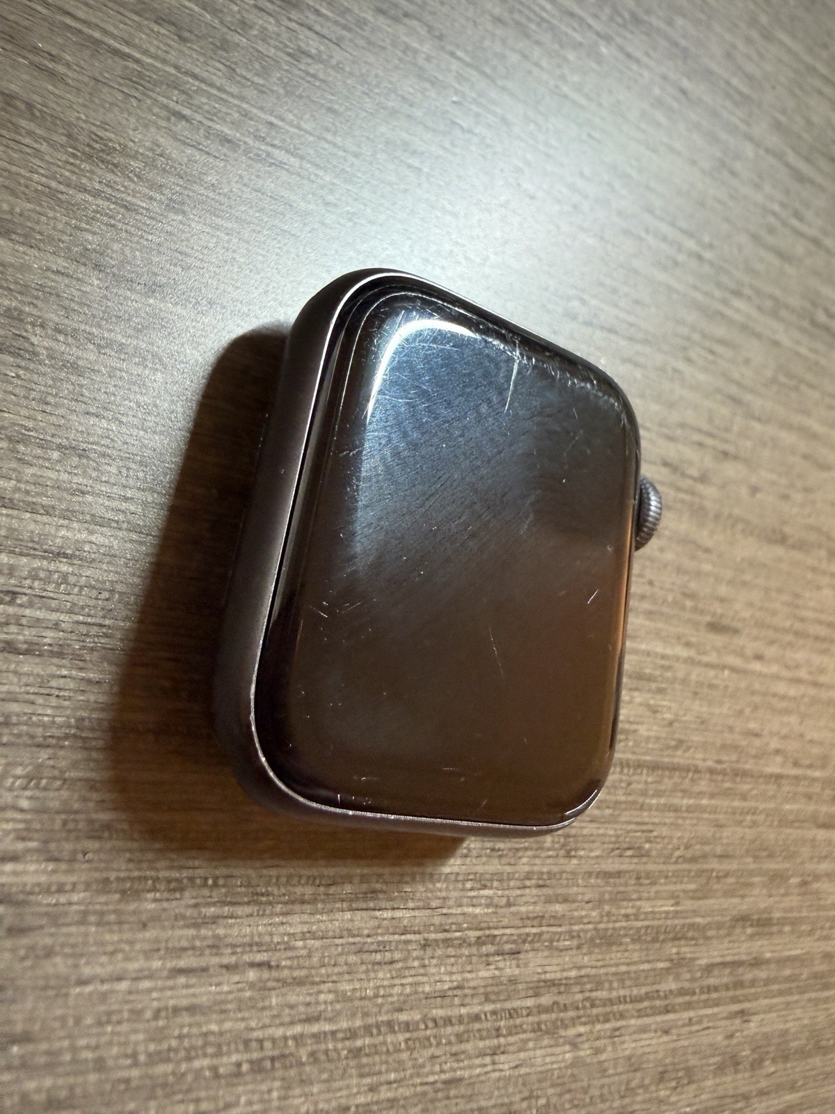 Apple Watch SE 40mm Space Gray Aluminum Case No Band