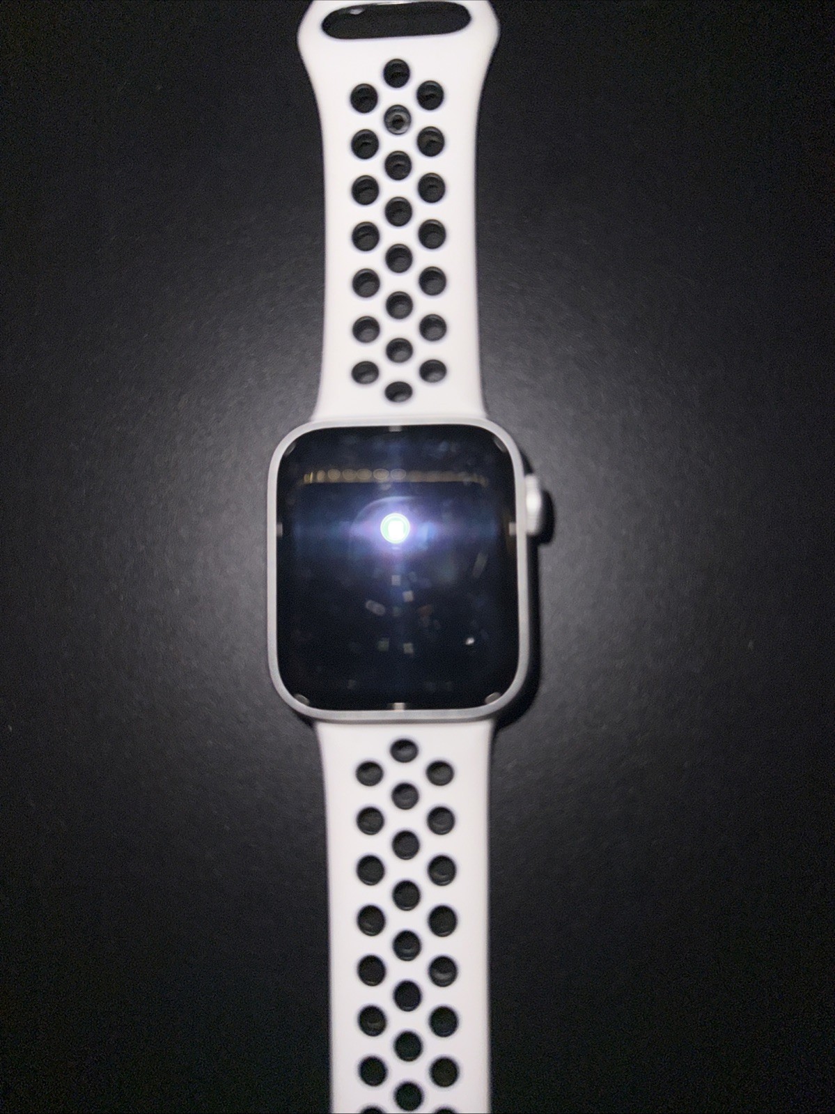 Apple Watch SE (2nd Gen.) 40mm Silver Aluminum Case W/ Original Apple Box