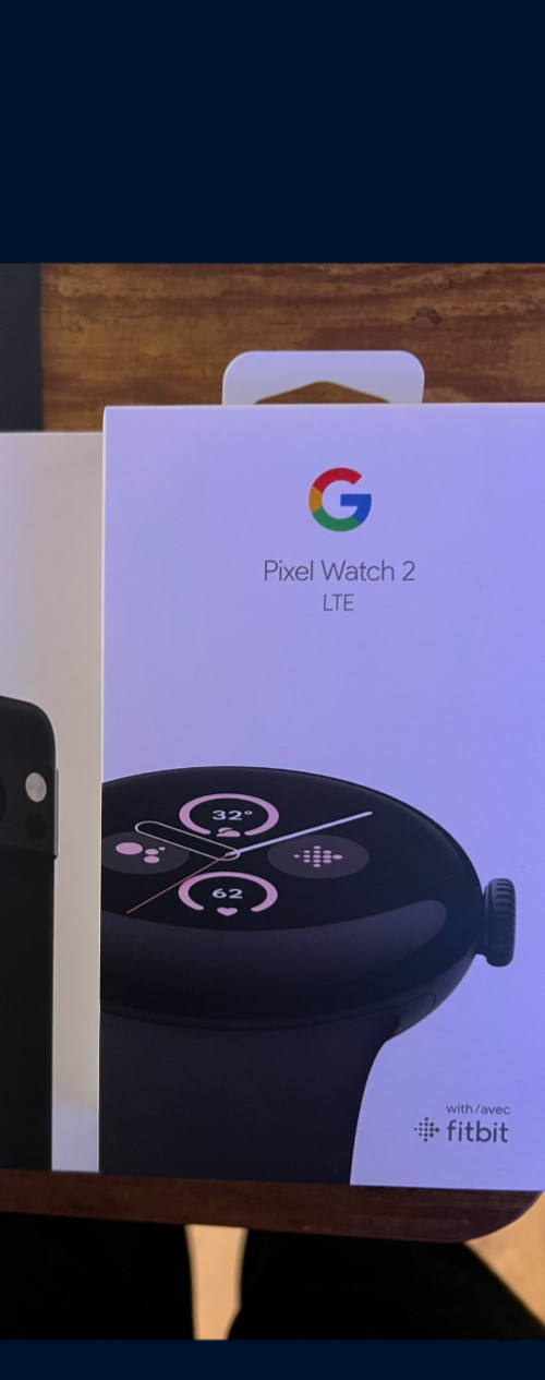 Google Pixel Watch 2 41mm Matte Black Aluminum Case with Obsidian Black Silicone