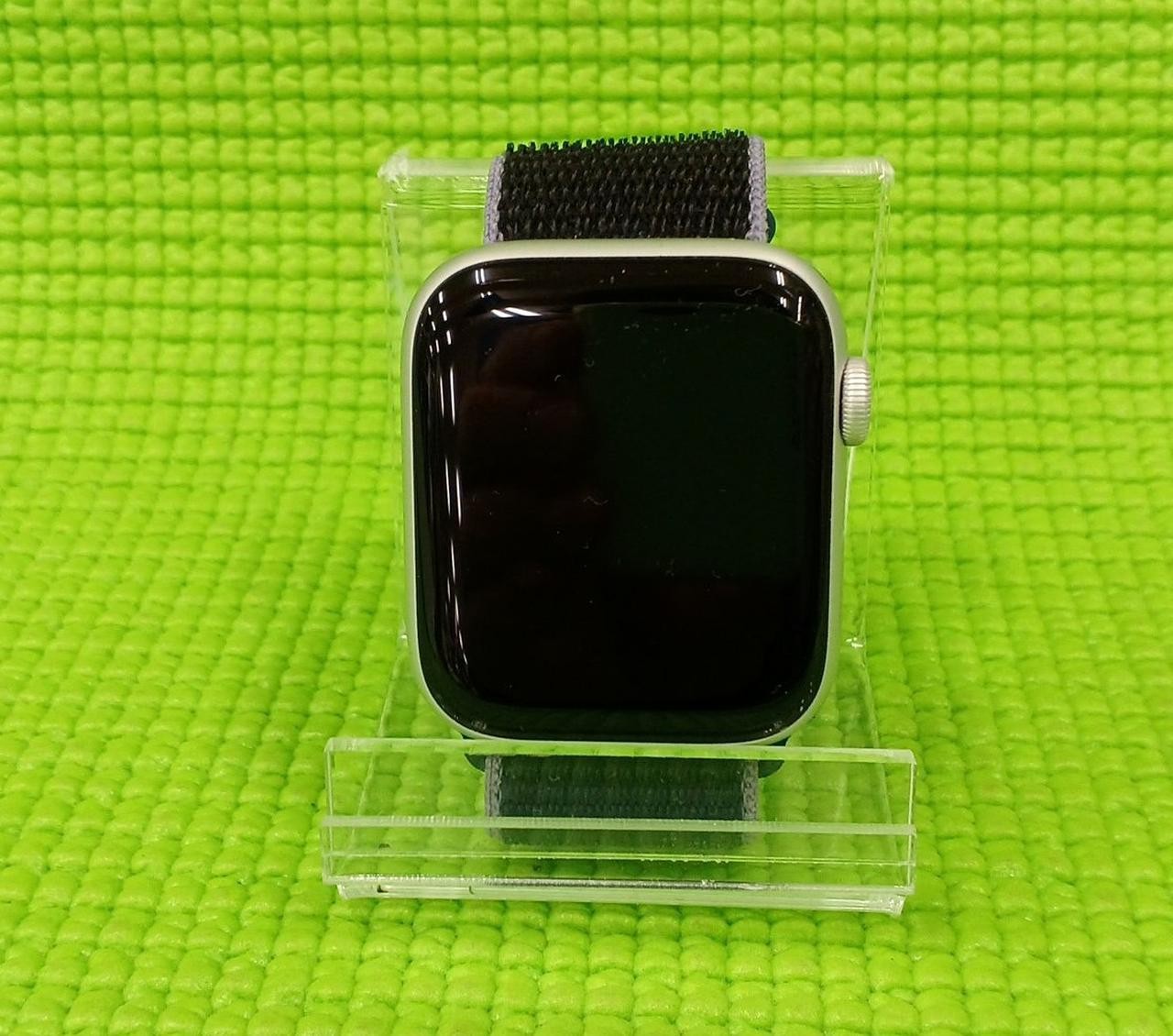 Apple Watch Series 5 MWT32J/A GPS 40mm Aluminum Silver Smartwatch