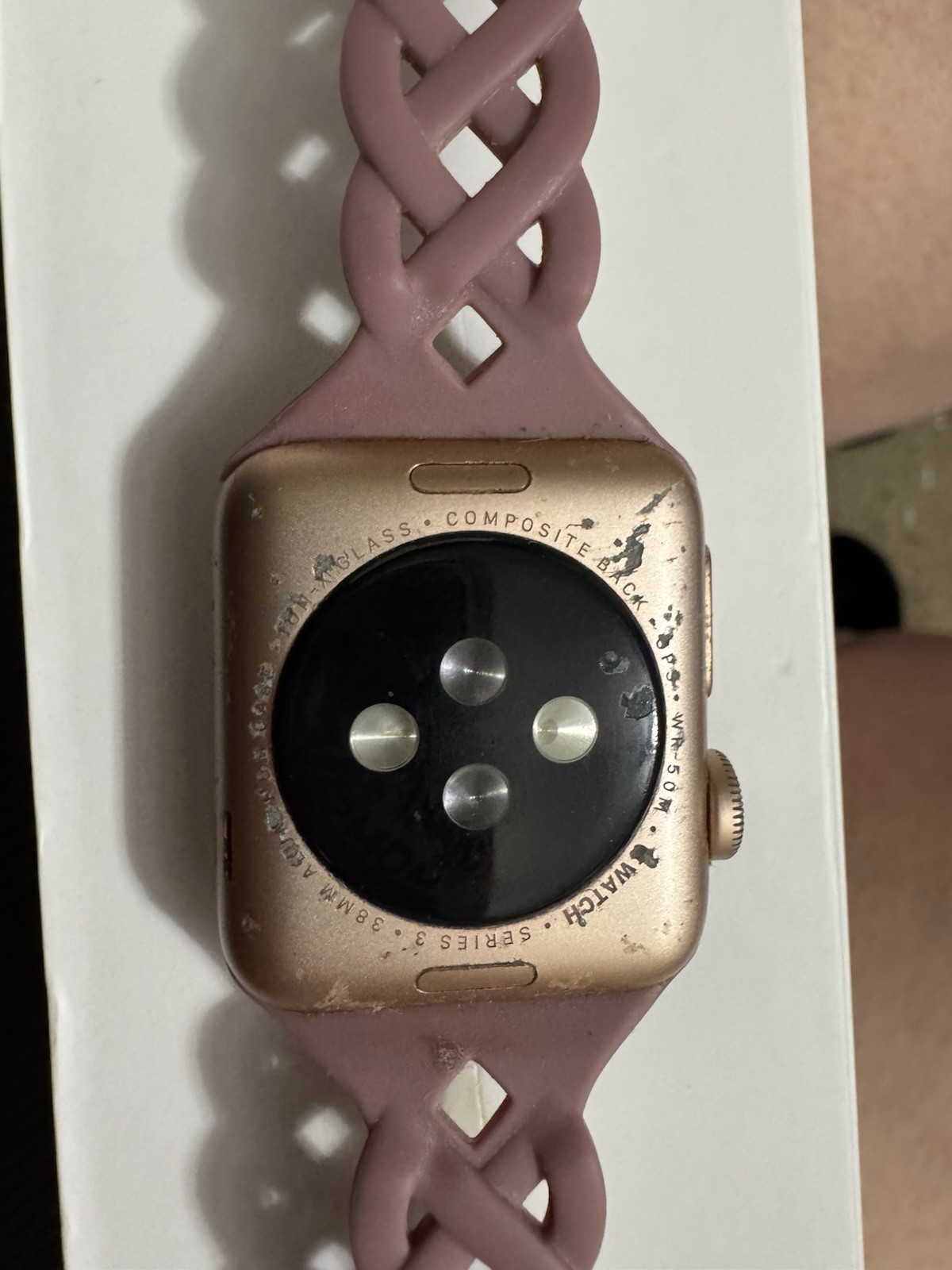 APPLE Watch Series 3 GPS – 38MM Aluminum Case A1858 – Rose Gold