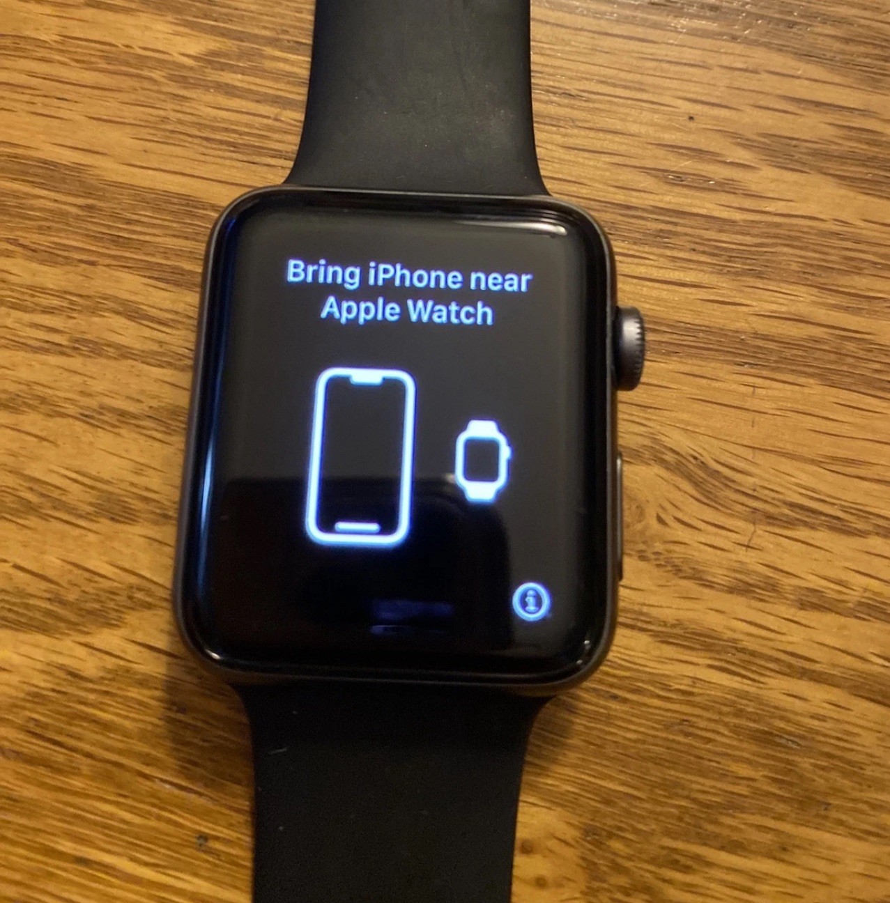 APPLE WATCH SERIES 3 GPS 42MM SPACE GRAY ALUMINUM BLACK SPORT MQL12LL/A PRE USED