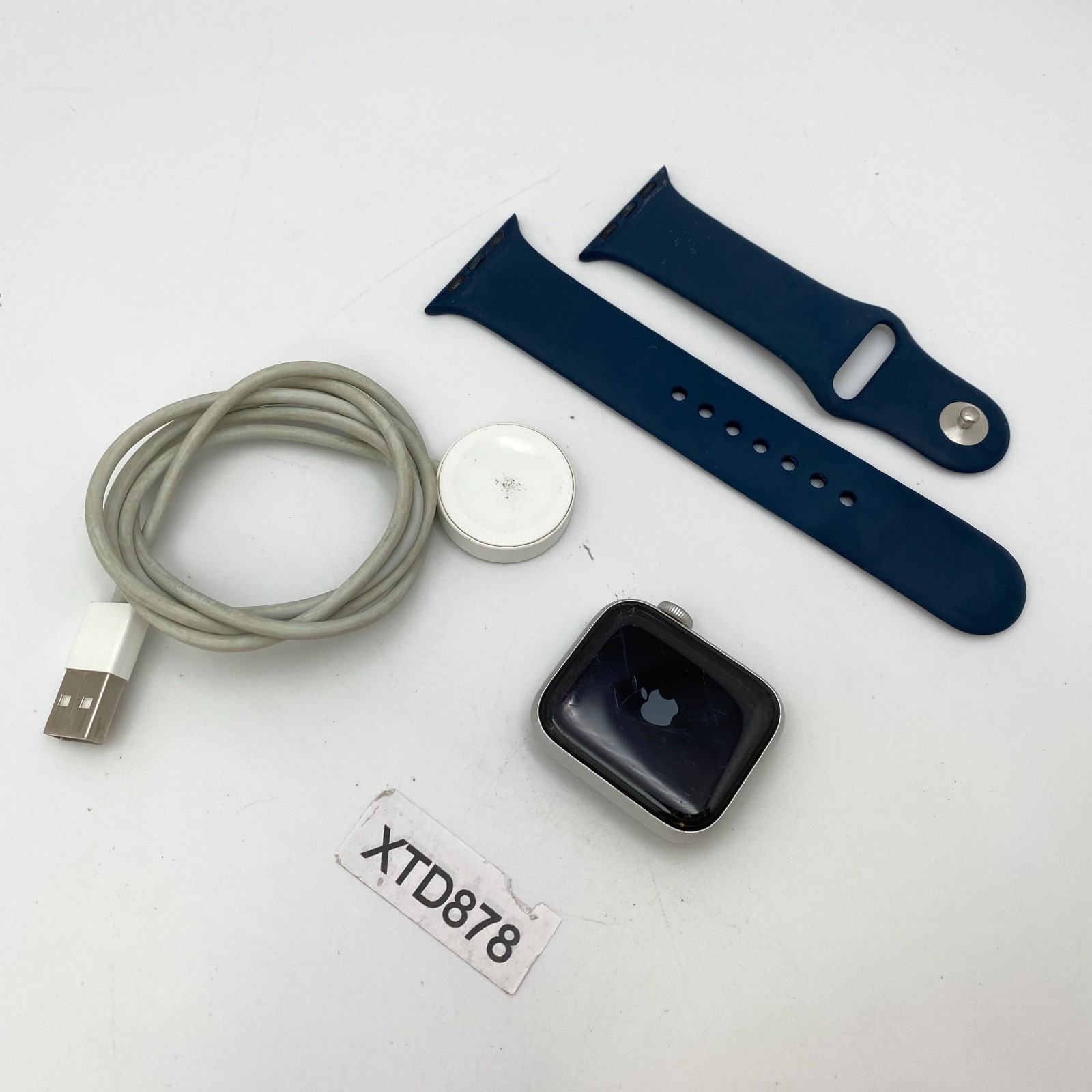 Apple Watch Series 6 – 40mm Aluminum Silver GPS A2291 – Fair Condition