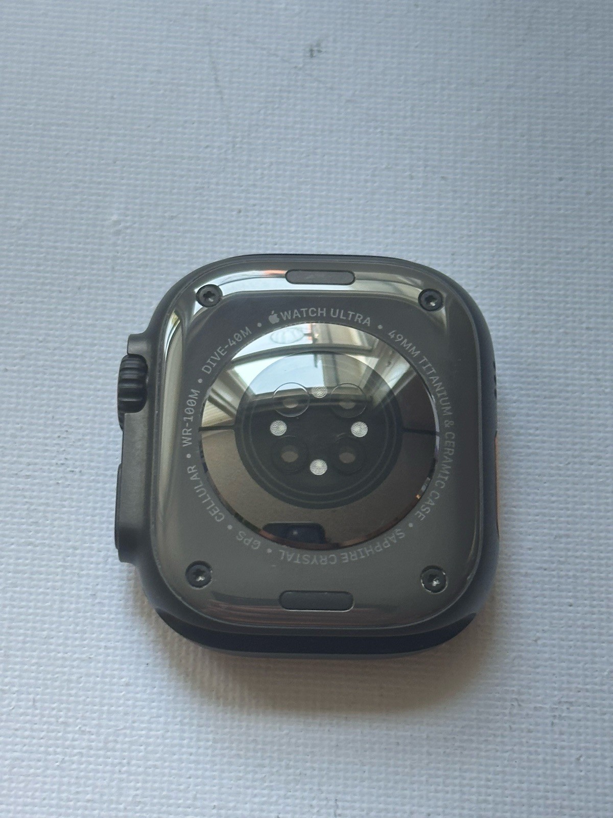 Apple Watch Ultra 3 49mm GPS + Cellular Titanium w/ No OEM Band – Unlocked
