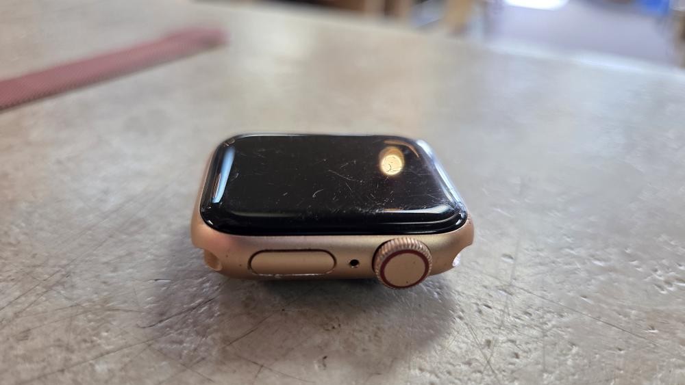 APPLE WATCH SE – A2353 (APX027644)