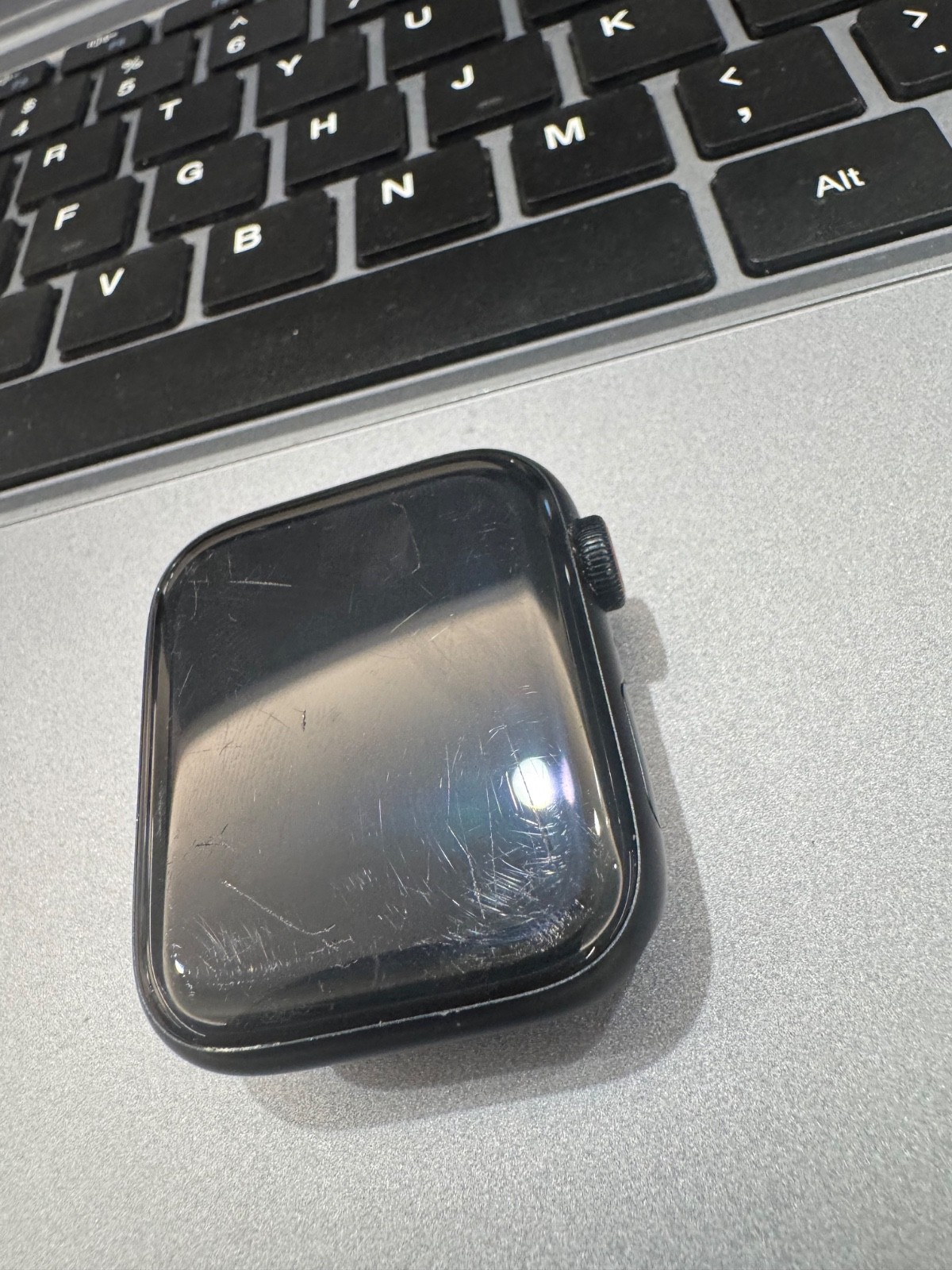 Apple Watch SE 44MM LTE BLK ALUMINUM CASE 10N-X GLASS GPS WR-METERS