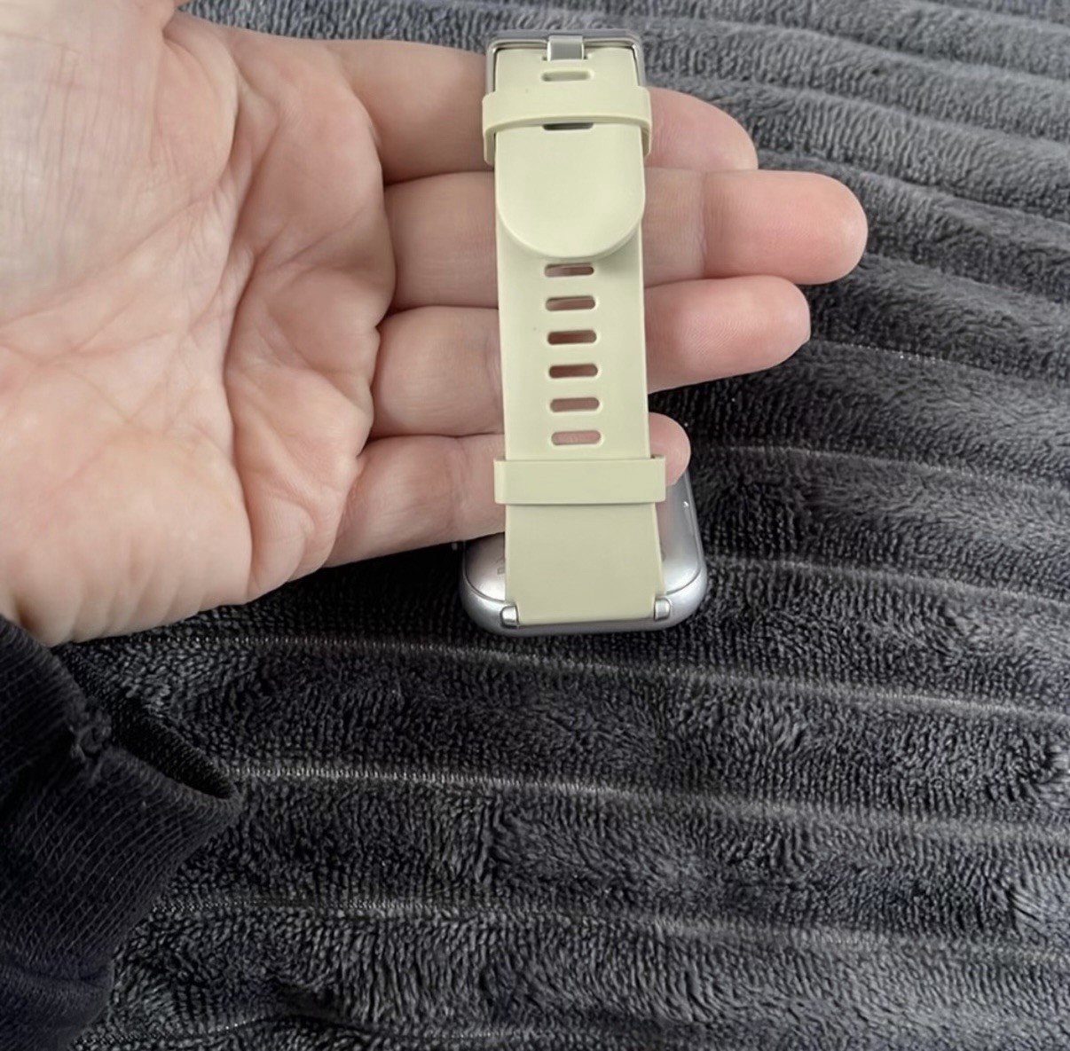 Smart Watch Beige Silicone Band Silver Case Extra Silver Mesh Band