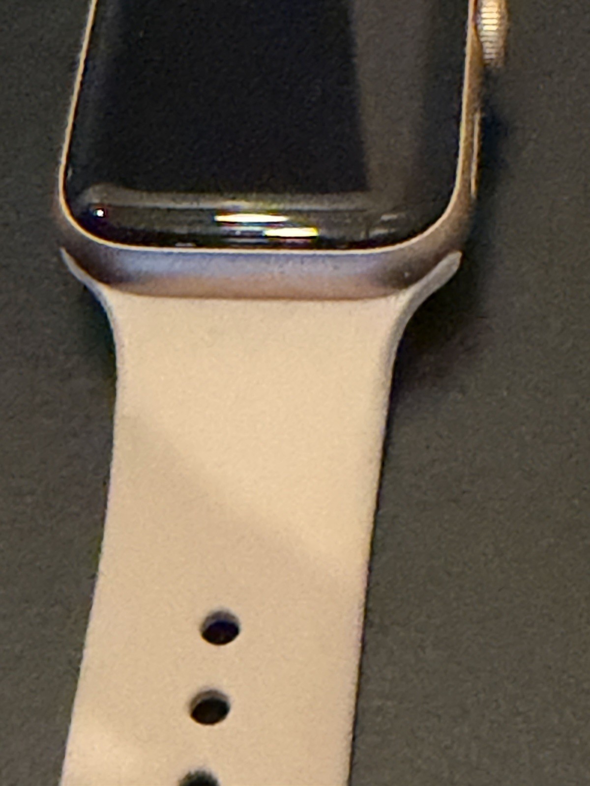 Apple Watch SE 40mm Gold Aluminum Case with Pink Sand Sport Band – Regular (GPS