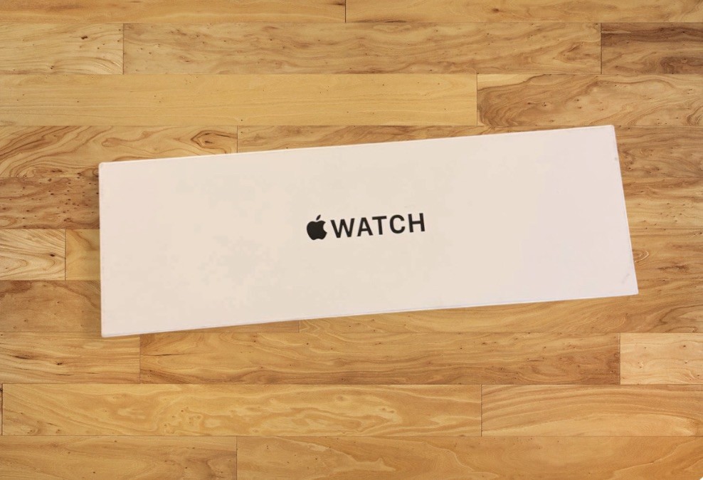 NWT Apple Watch SE 3 40mm Starlight Al Starlight SB S/M GPS