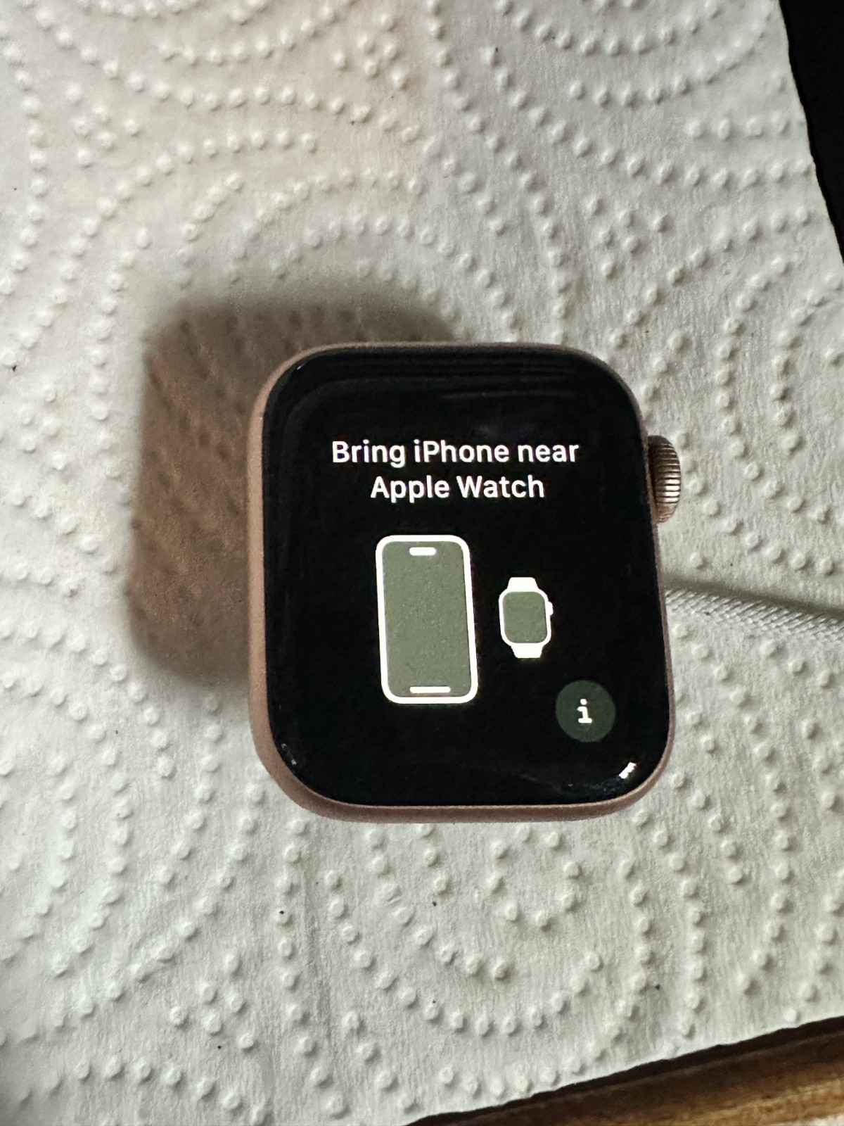 Apple Watch Series 5 40mm Rose Gold Case, Used but Great Condition (MWWP2LL/A)
