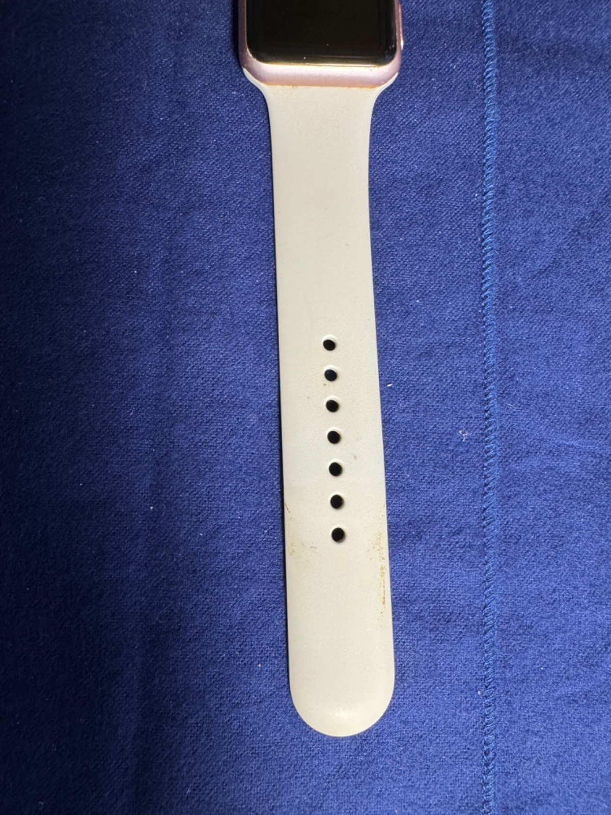 Apple Ladies Sport Watch Series 7000