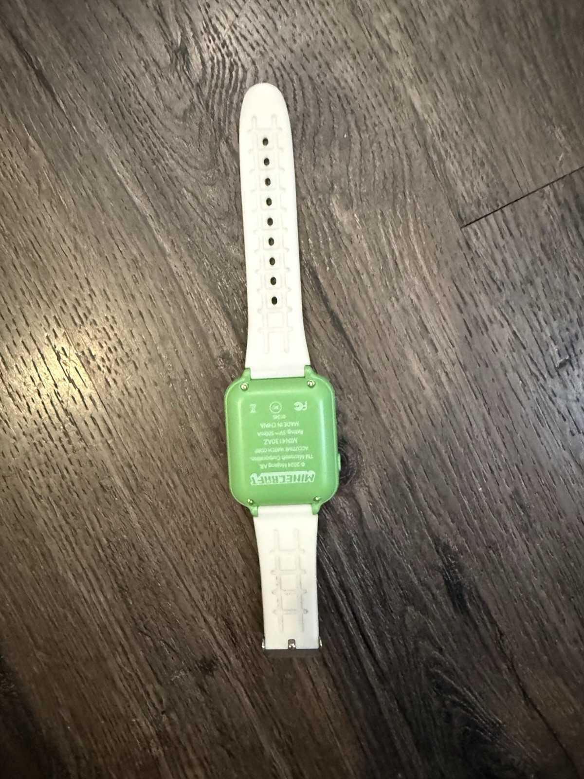 Minecraft Touchscreen Kids Smart Watch MIN4130AZ 40mm Green Silicone Camo