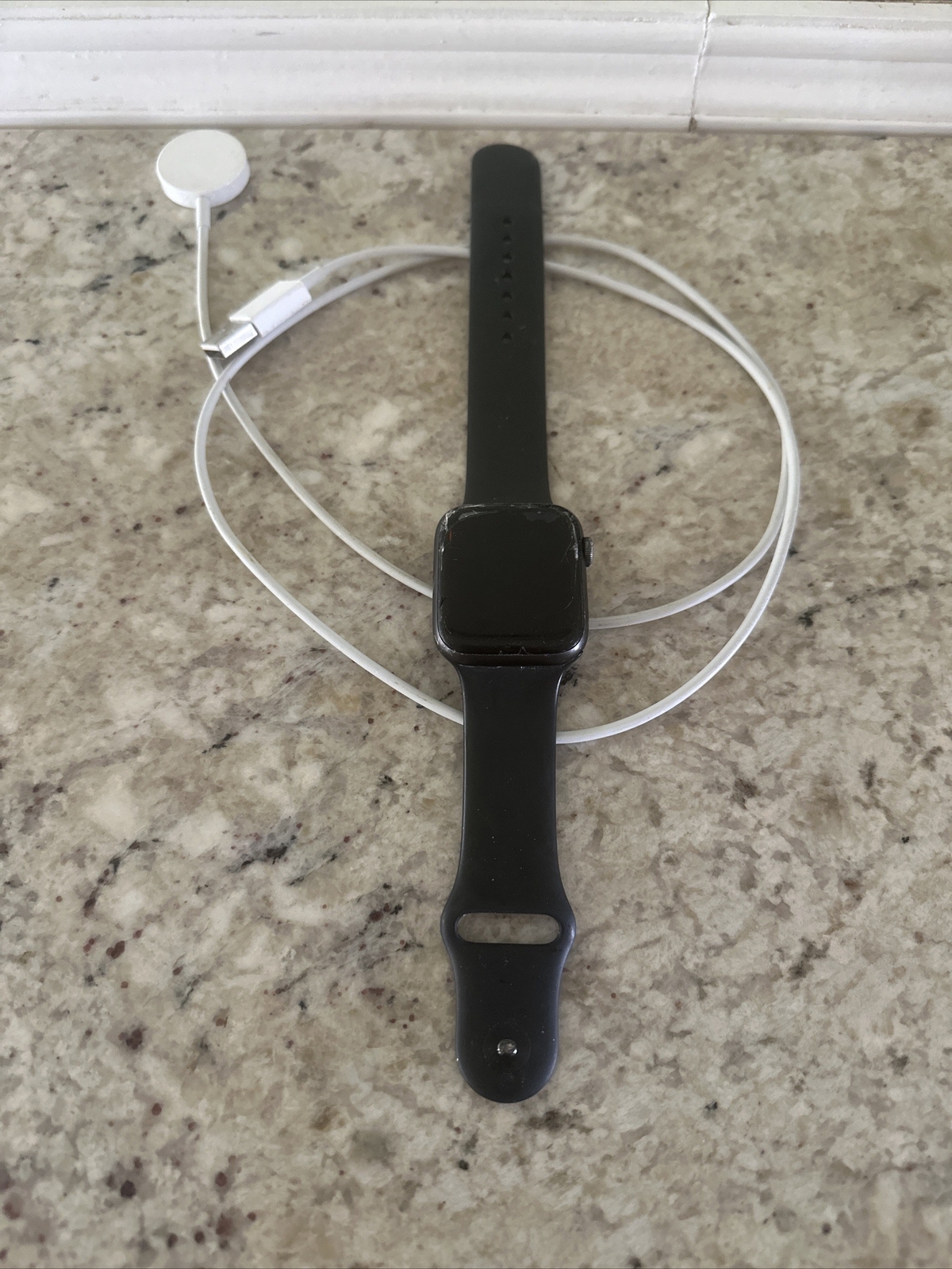 Apple Watch SE 40mm 44mm GPS + WiFi + Cellular *For Parts Or Not Working*