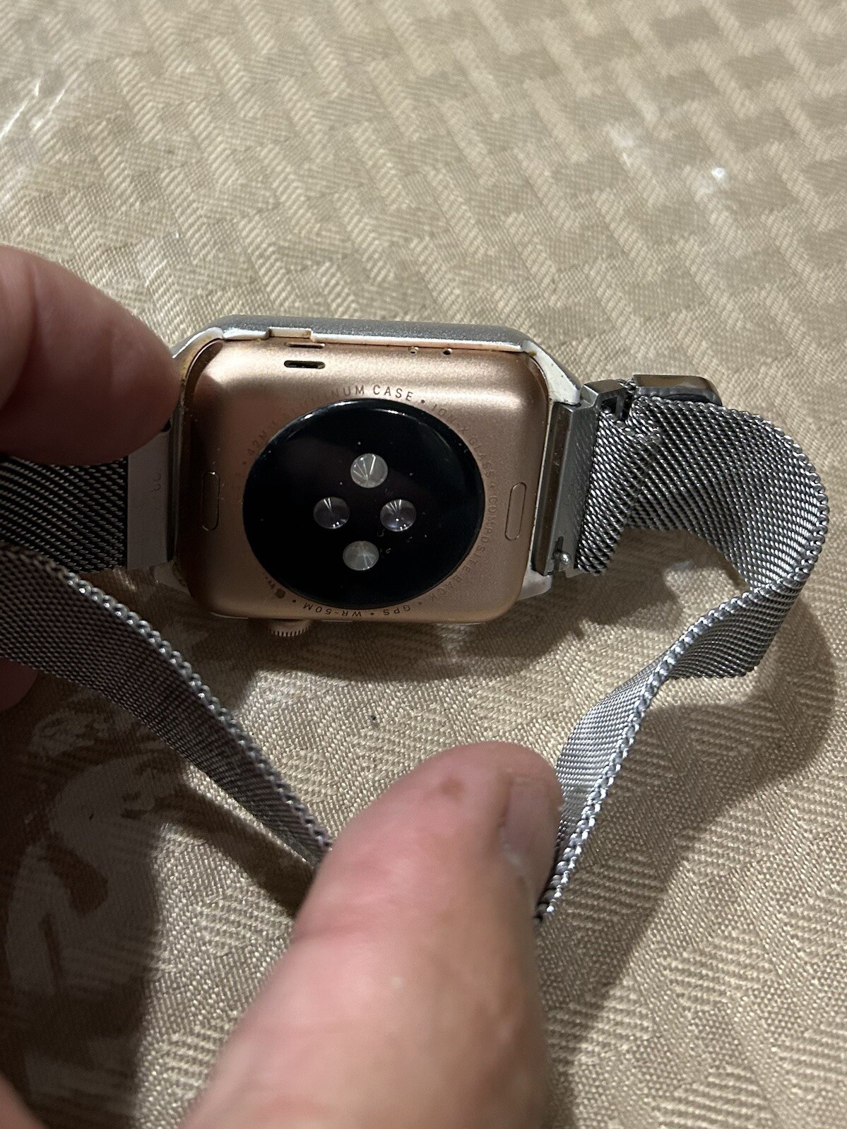 Apple Watch Series 3 42mm GPS Model A1859 Silver/ Pink w/ Silver Band 🔥
