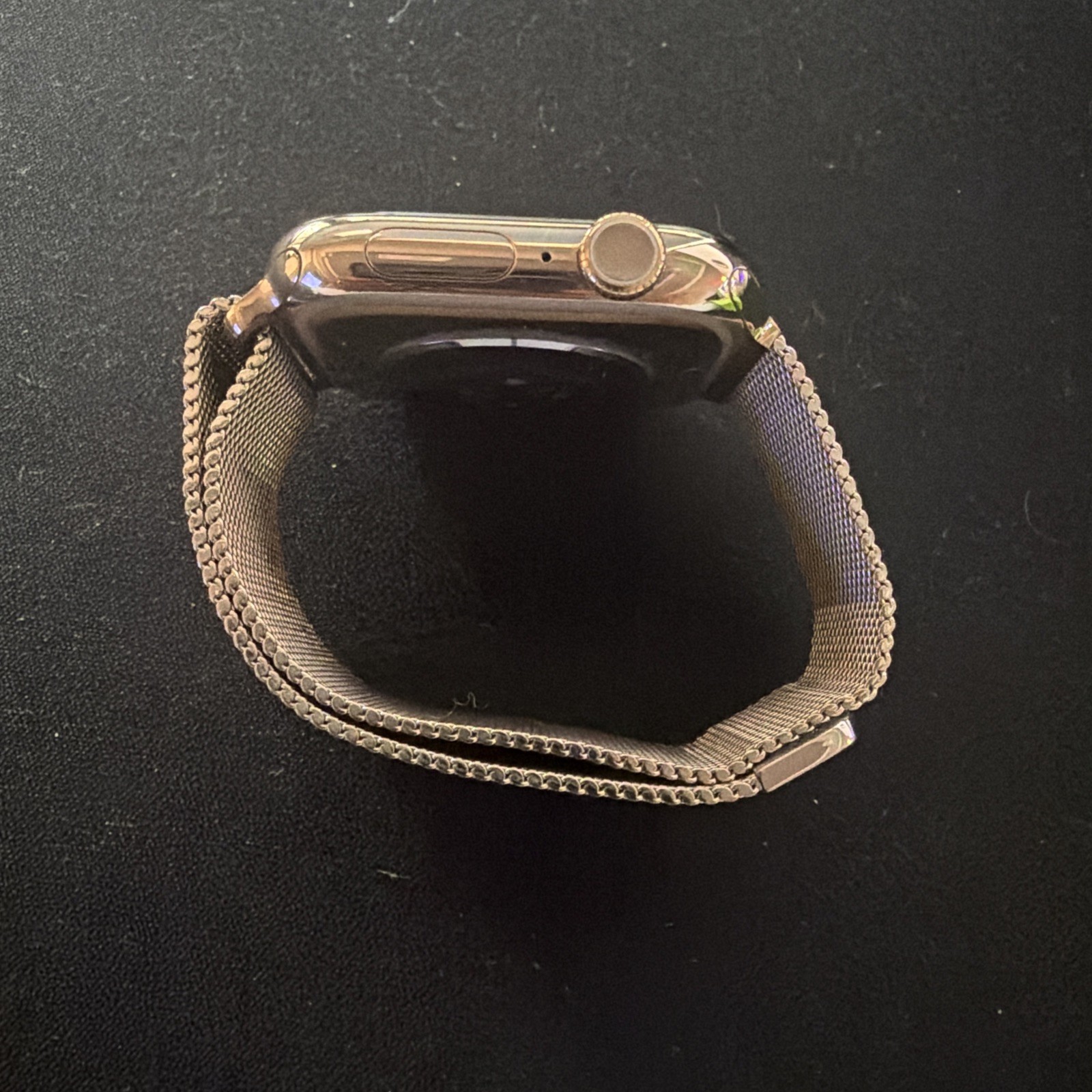 Apple Watch Series 11 46mm Titanium Gold with Milanese Loop [GPS+Cellular]