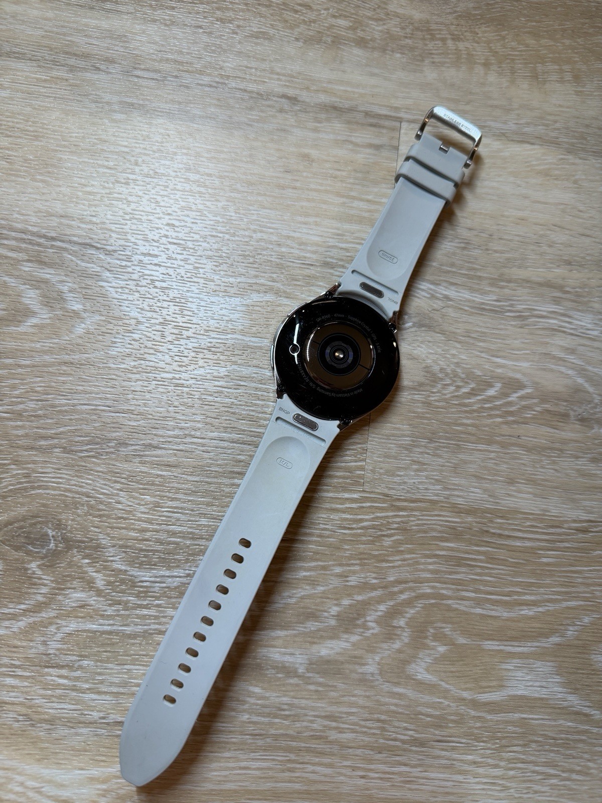 Samsung Galaxy Watch 6 Classic SM-R960 BT/GPS/Wifi- 47MM – Silver