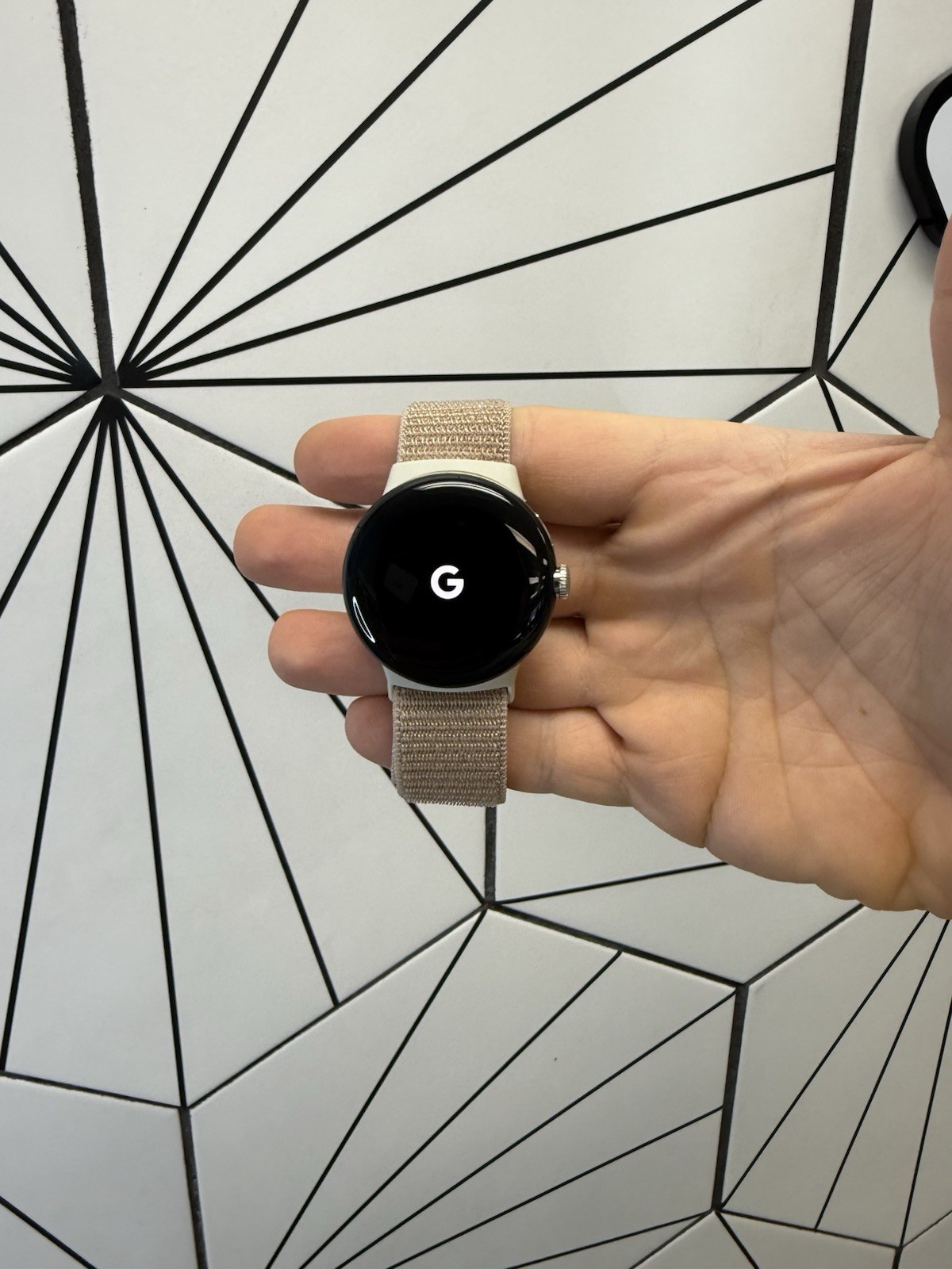 Google Pixel Watch 1st Gen. LTE Unlocked Silver Case Very Good