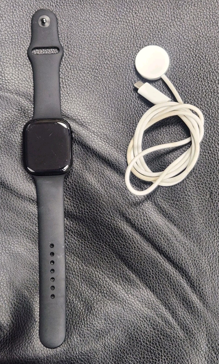 Apple Watch Series 11 46mm GPS Jet Black M/L Black Sport Band MEUX4LW/A( Good )