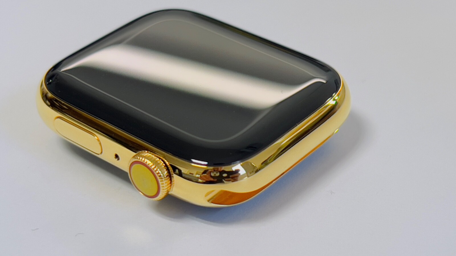 Gold Plated Apple Watch 24k Gold CUSTOM Stainless Steel Series 8 White Sport Ban