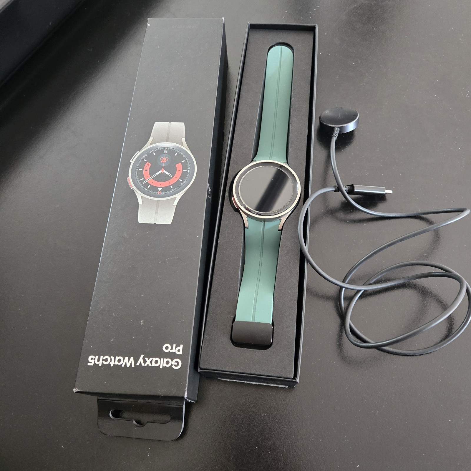 Samsung Galaxy Watch5 Pro 45mm Silver Green Silicone Band Bluetooth