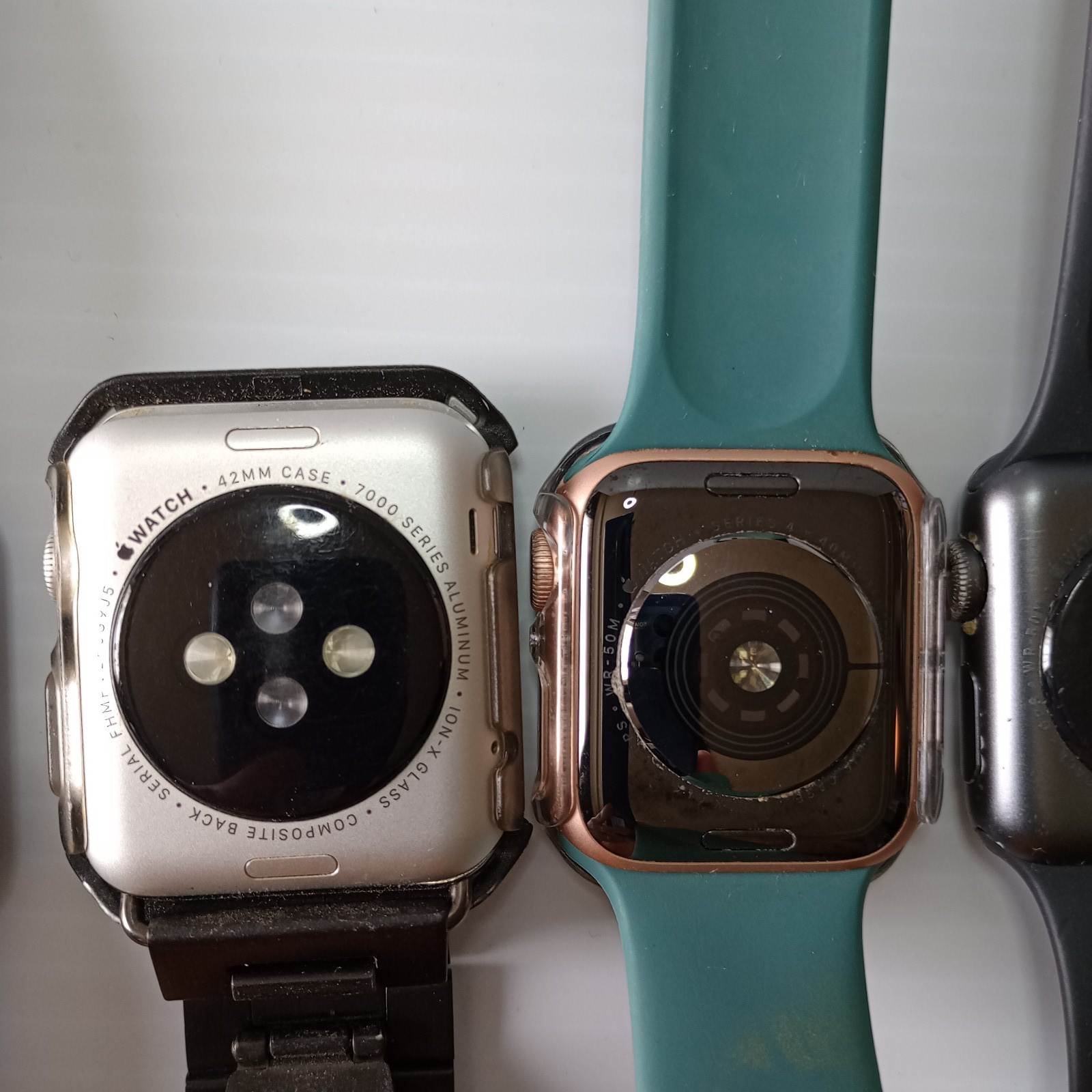 Lot of 5 Apple Watches – AS IS for Parts *READ* Series 7000, 1, 3, 4 & Series 6