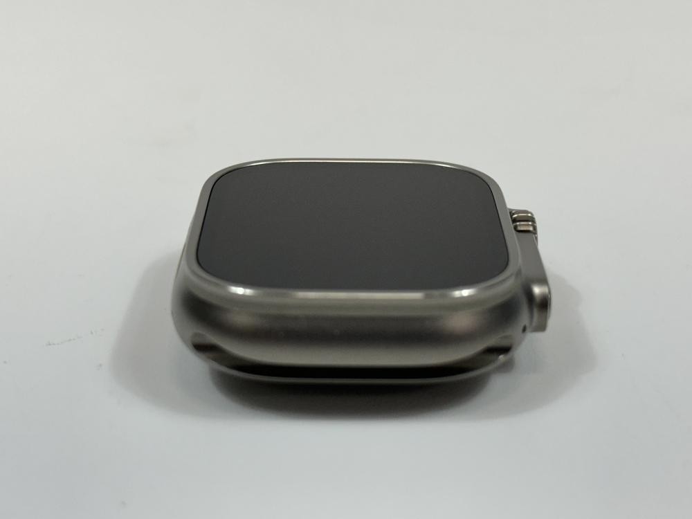 Apple Apple Watch Ultra 49mm 32GB A2859 Titanium (Unlocked) – Excellent