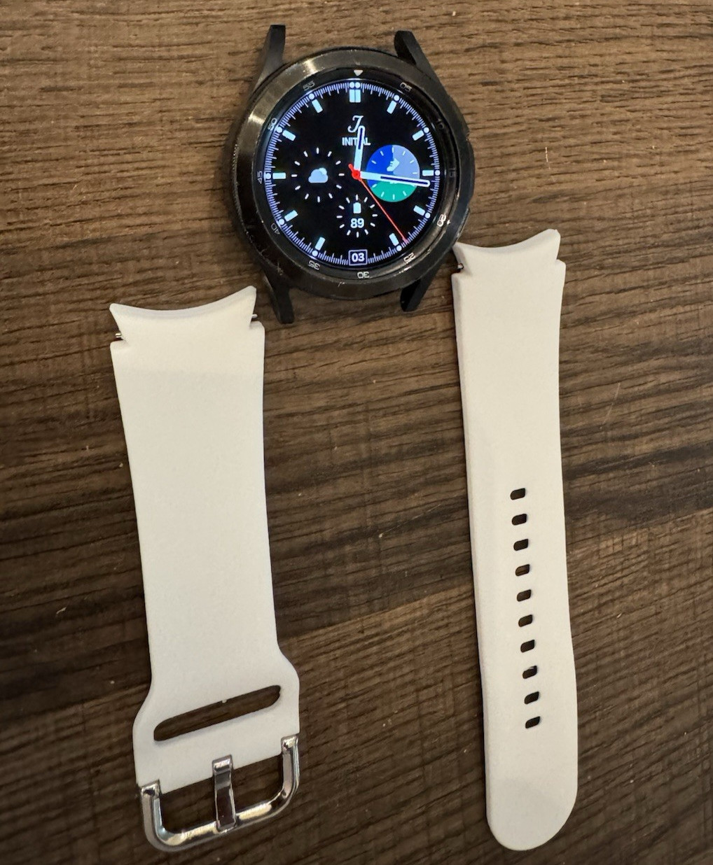 Samsung Galaxy Watch 4 Classic SM-R880 42mm Black GPS Very Good