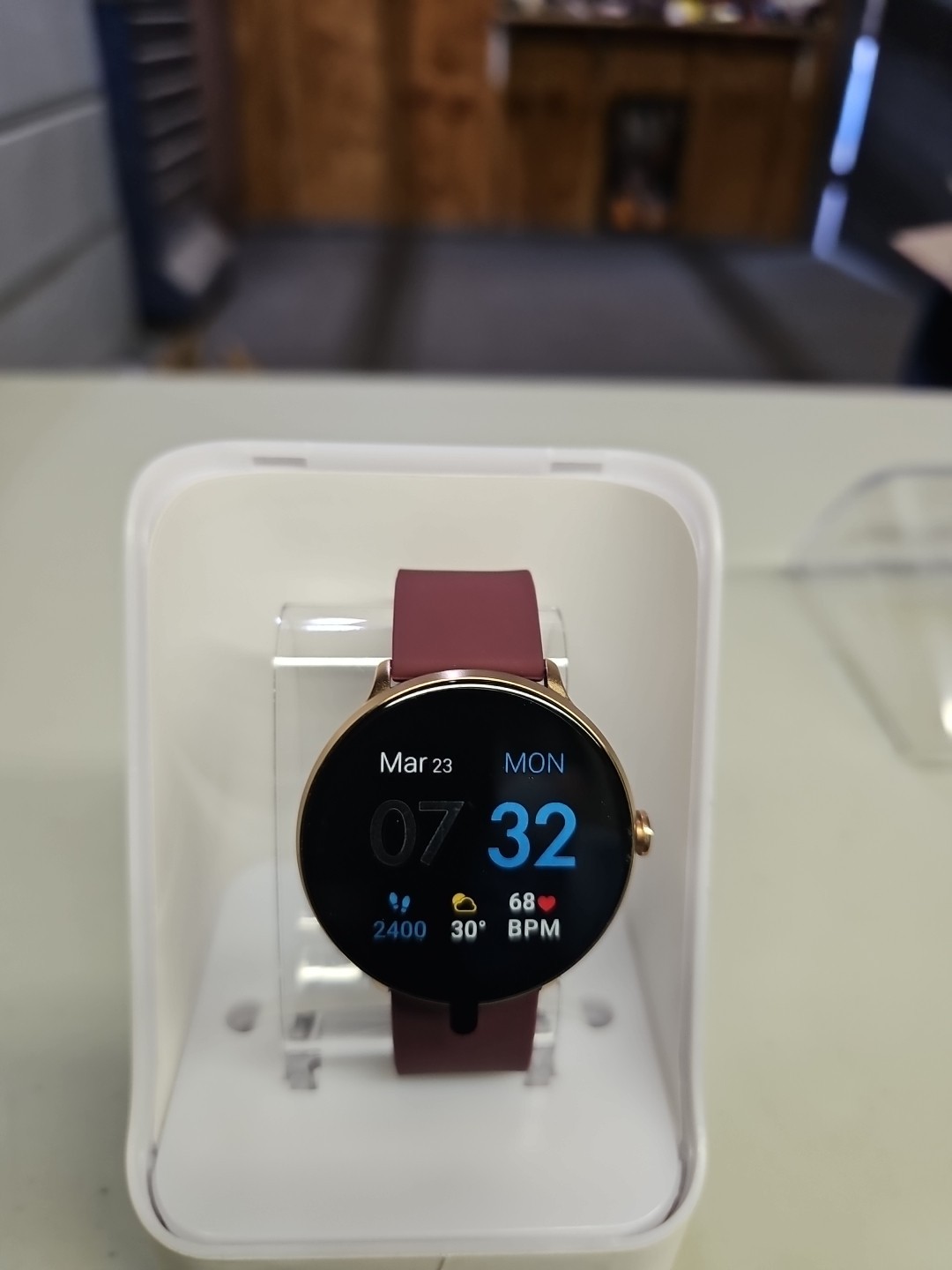 iTouch Sport 3 Smart Watch Fitness Tracker Plum Band New in Protective Case. A1