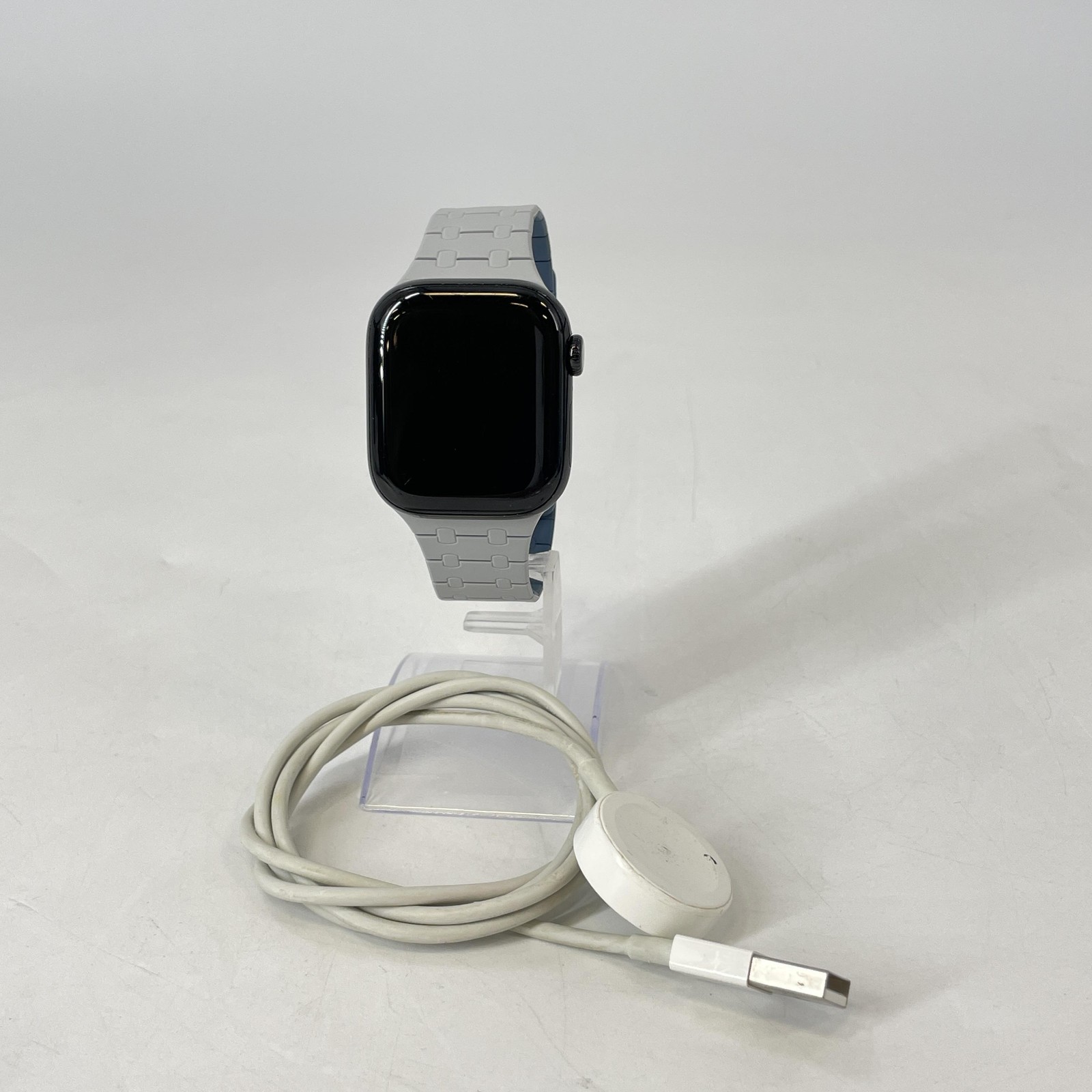 Apple Watch (Series 10) 42mm Jet Black Aluminum (GPS) w/ Magnetic Link – Good