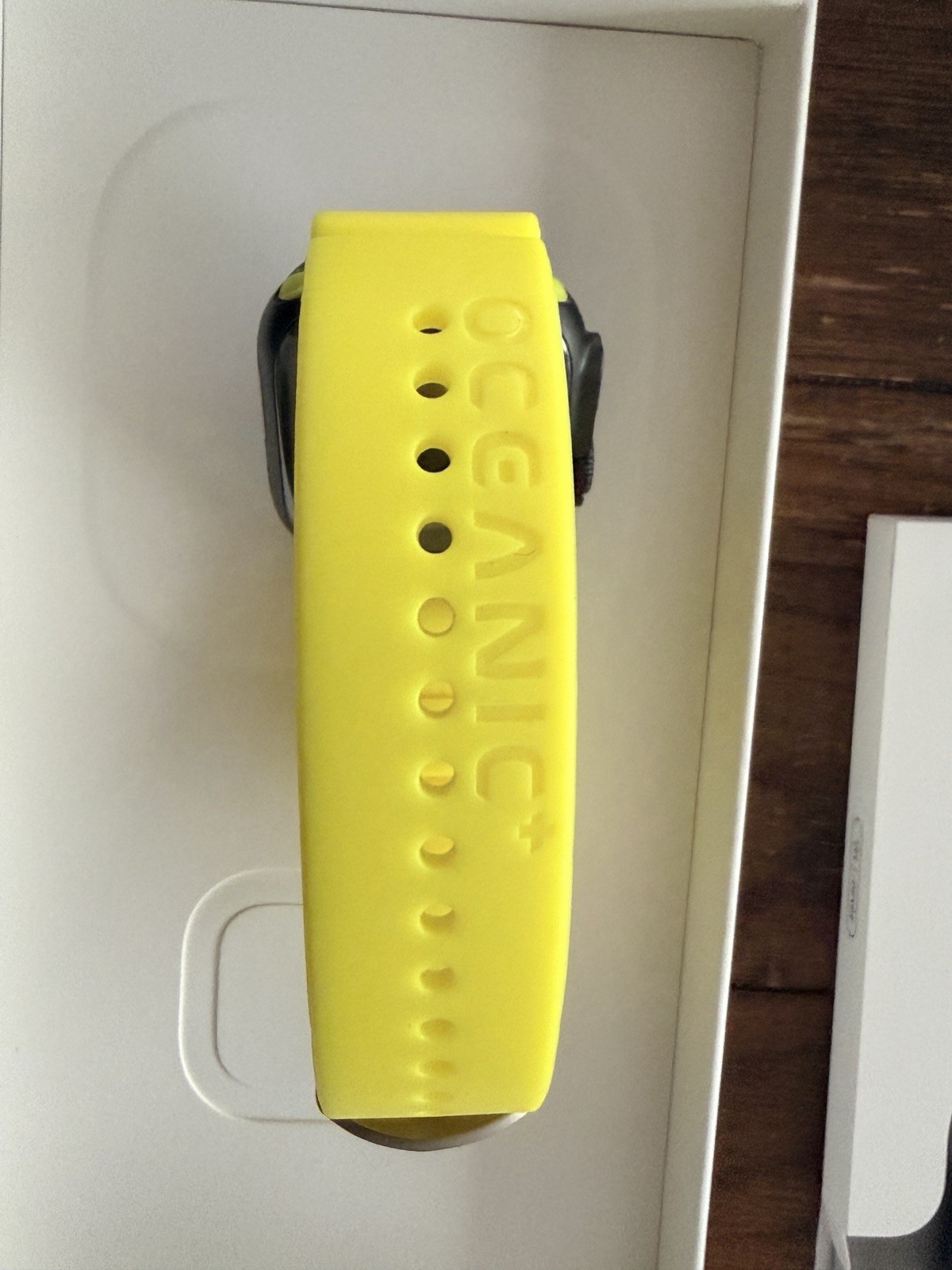 Apple Watch Ultra 2 (GPS + Cellular, 49MM) Black Titanium Case 2 Bands UNLOCKED