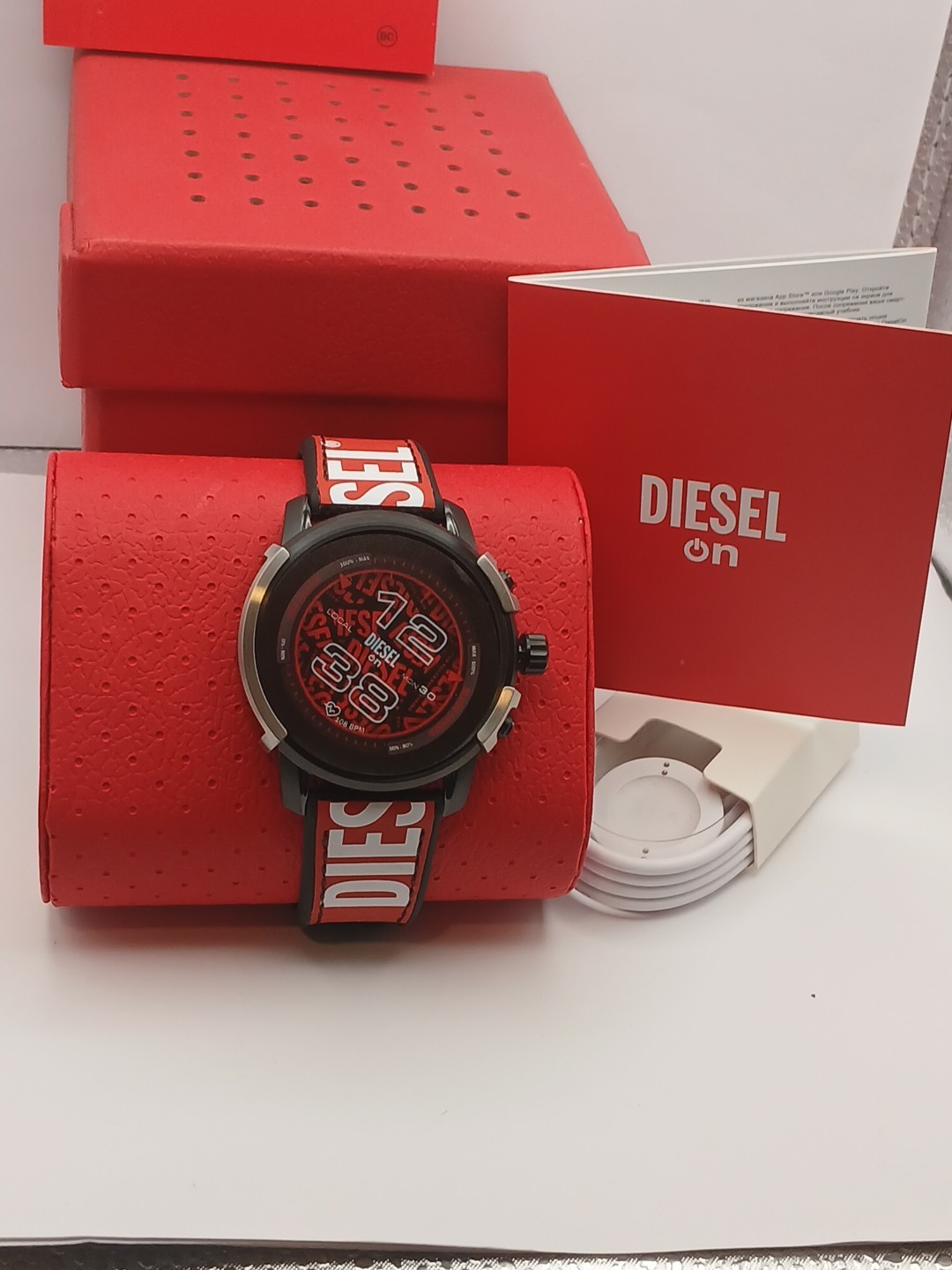 Mens Smartwatch DIESEL GRIFFED DZT2041 Silicone Canvar Black Red GEN 6