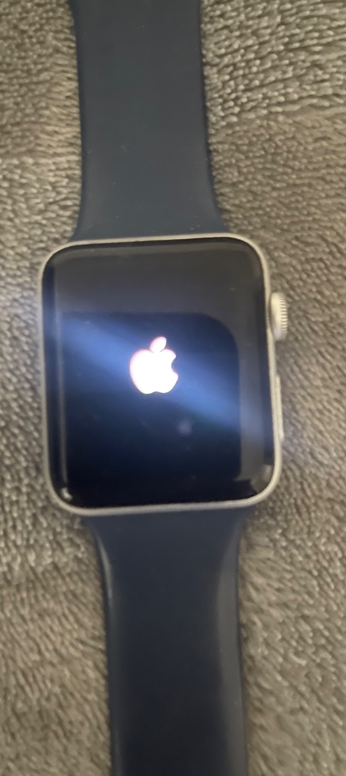 Apple Watch Series 3 Silver Aluminium – A1859